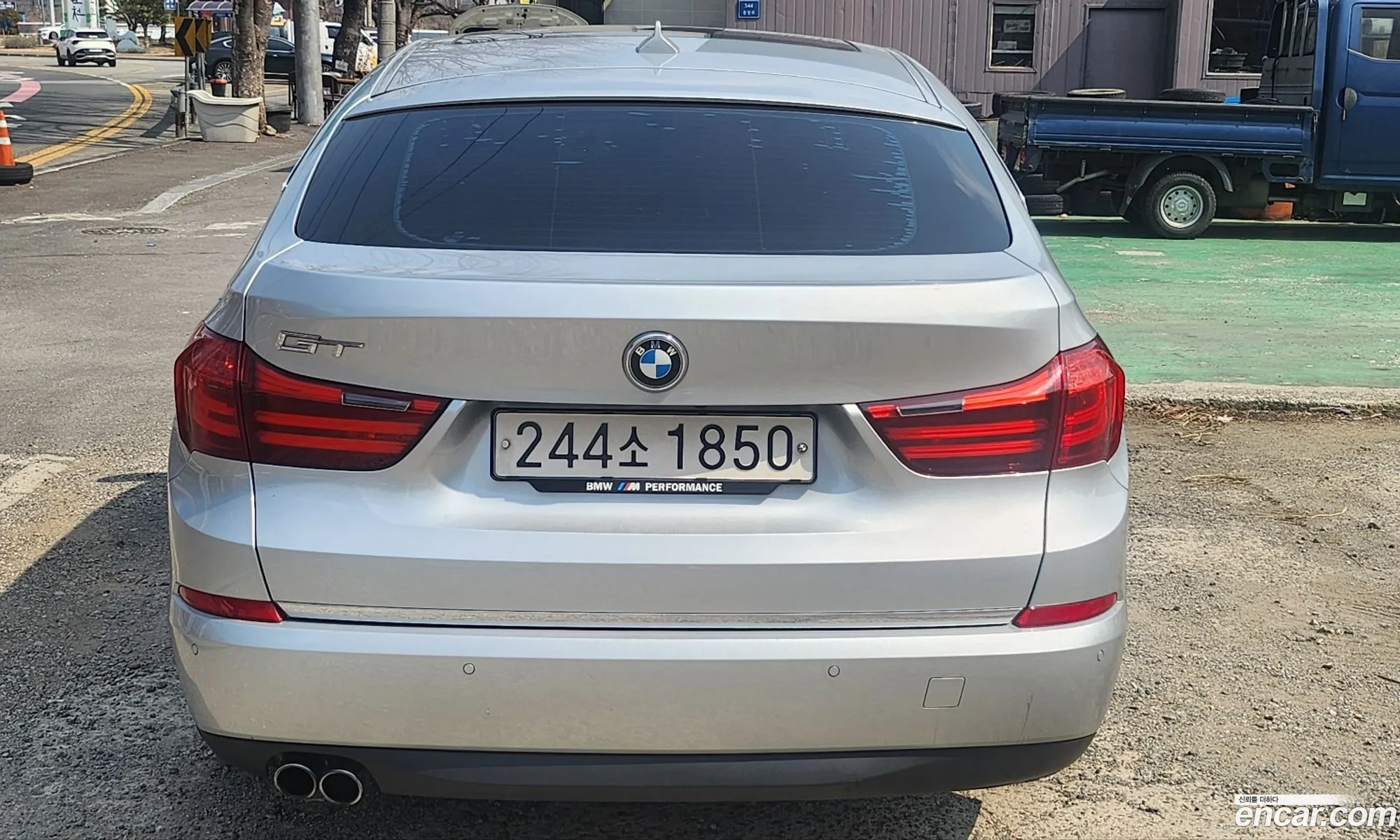 BMW 5 Series GT 2016 — 16