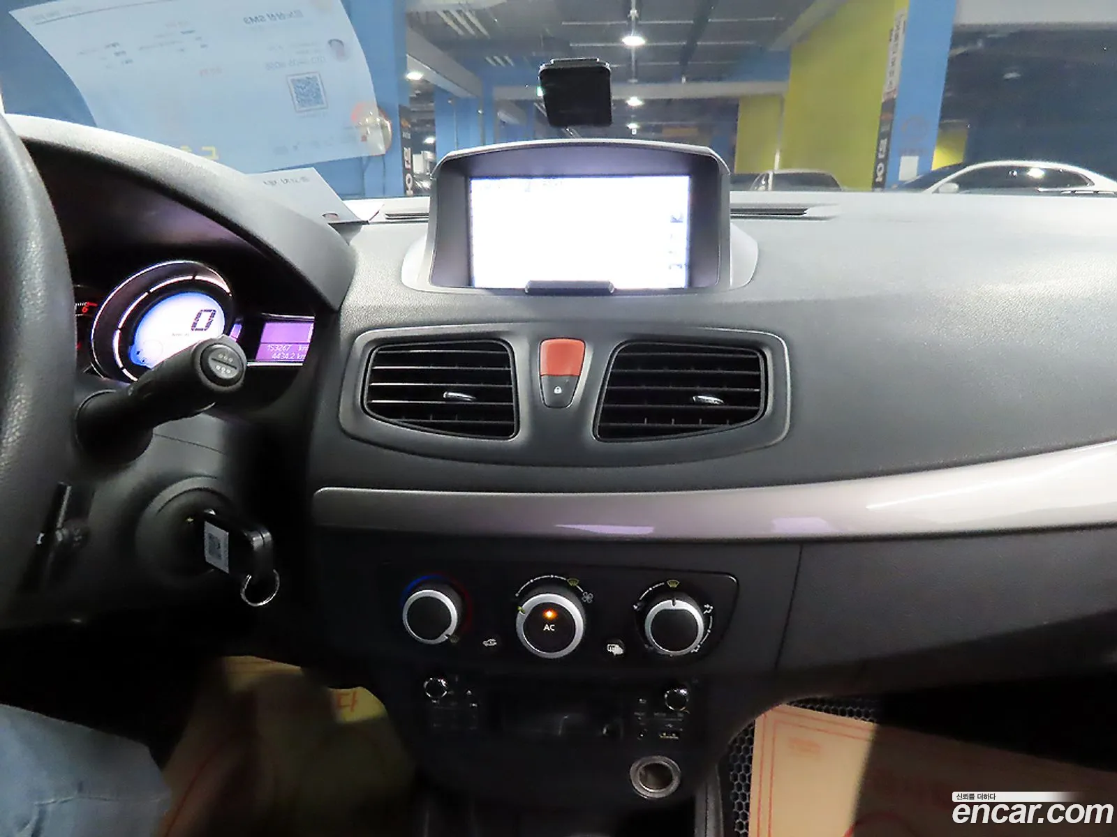 Renault Korea (Samsung) SM3 Neo 2015 — 10