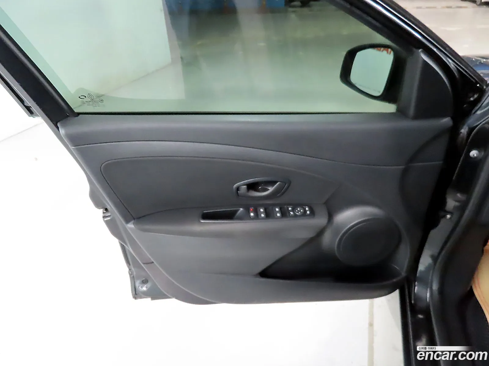 Renault Korea (Samsung) SM3 Neo 2015 — 8