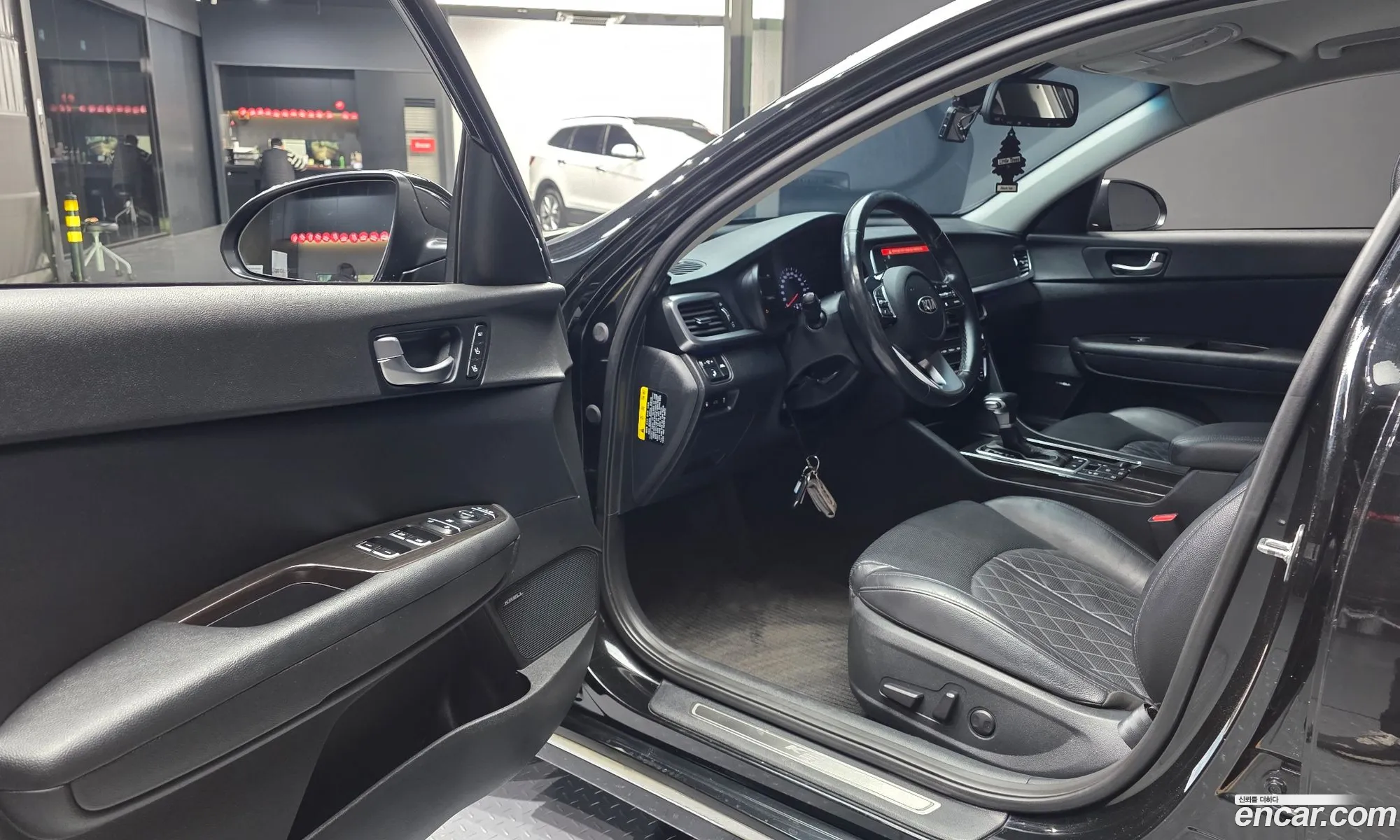 Kia K5 2018 — 17