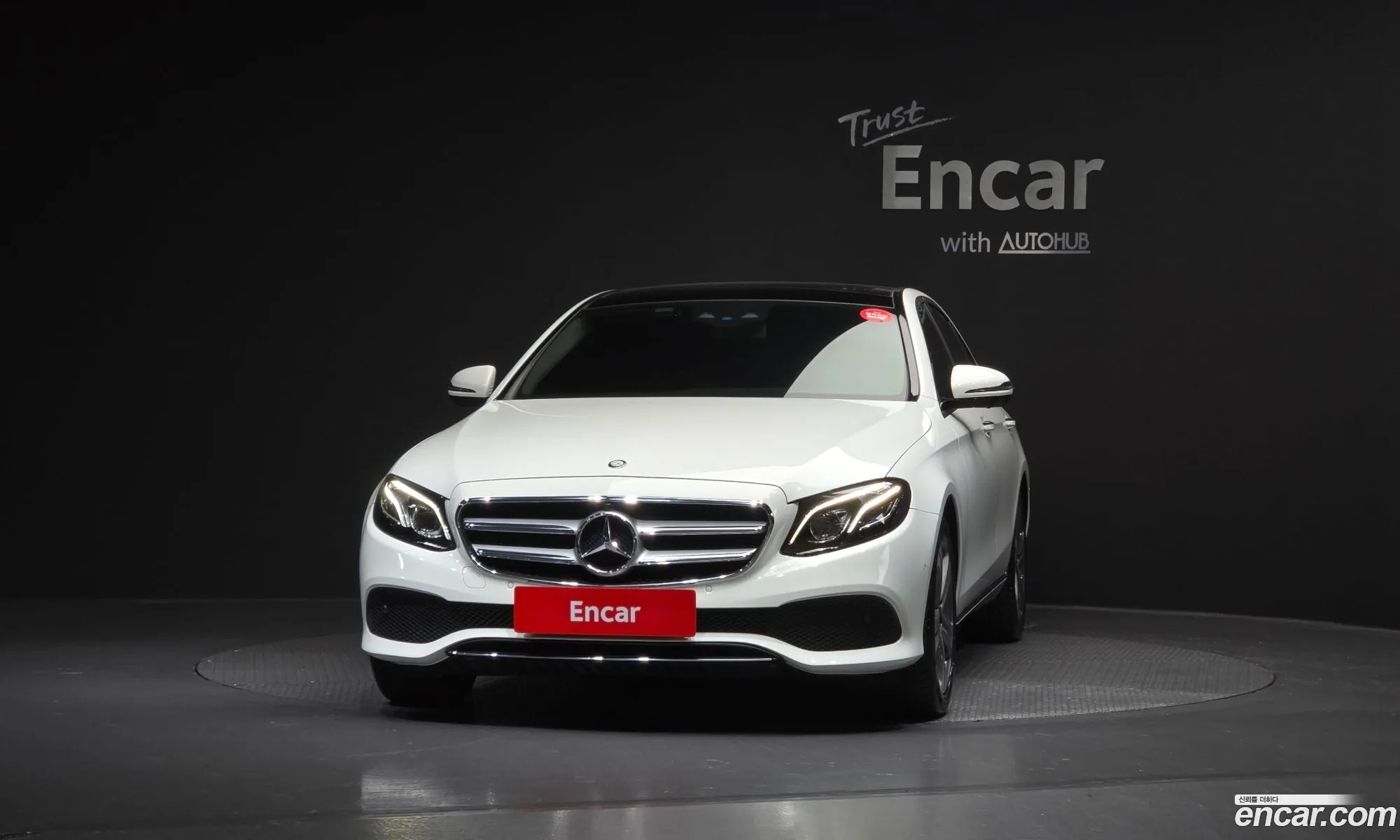 Mercedes-Benz E-Class W213 2017 WDDZF4KB2HA190617 — 20