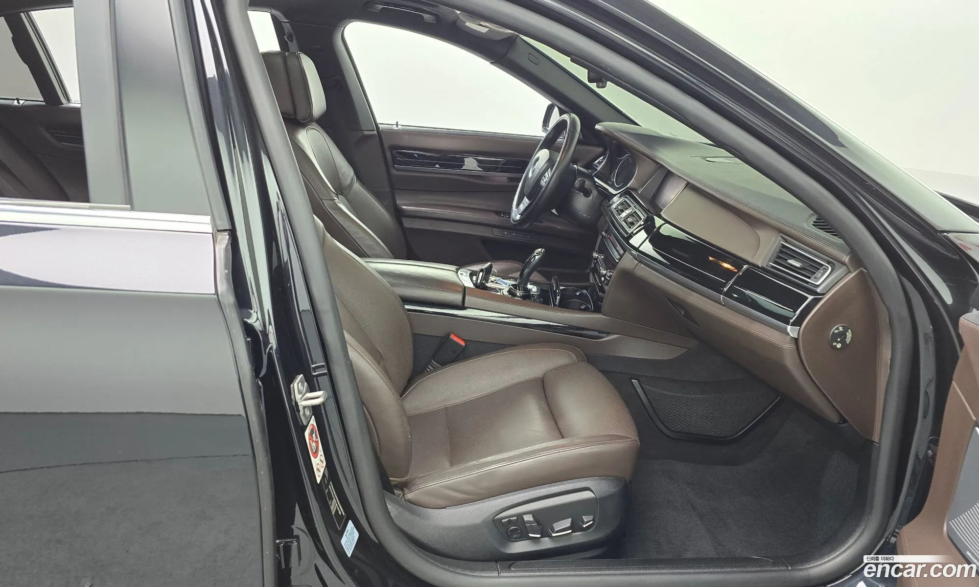 BMW 7 Series 2015 — 13