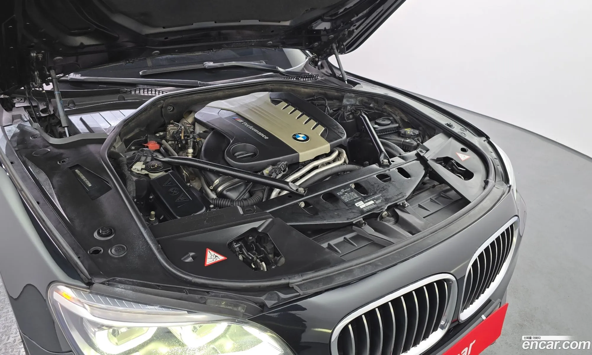 BMW 7 Series 2015 — 19