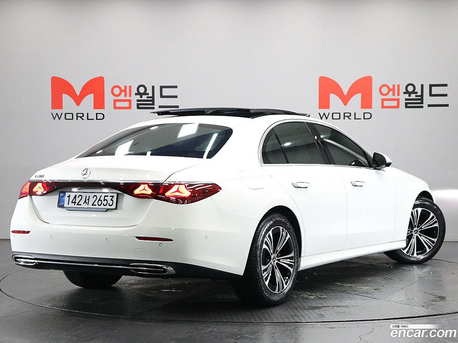 Mercedes-Benz E-Class W214 2025 — 3