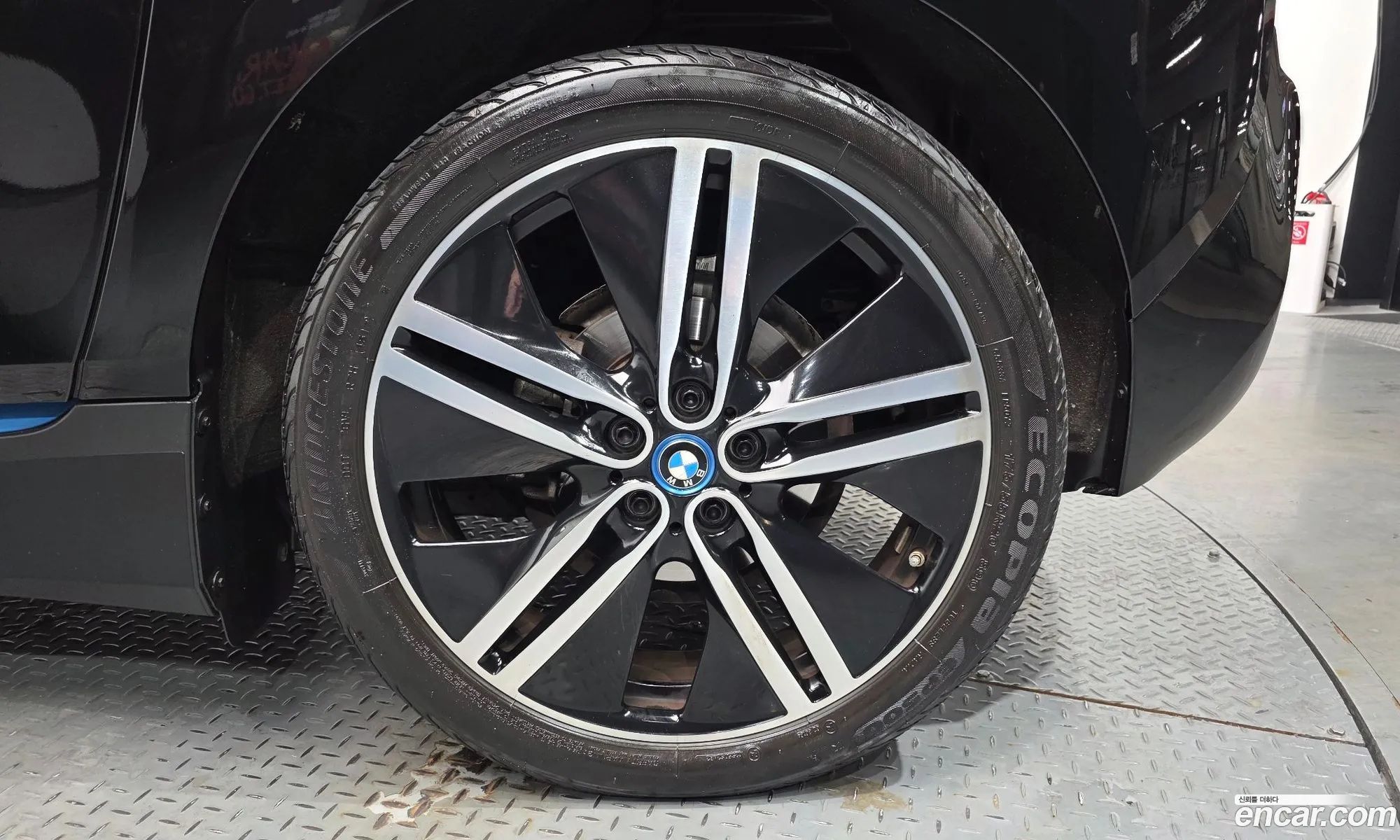 BMW i3 2018 WBY7Z2104J7B25964 — 16