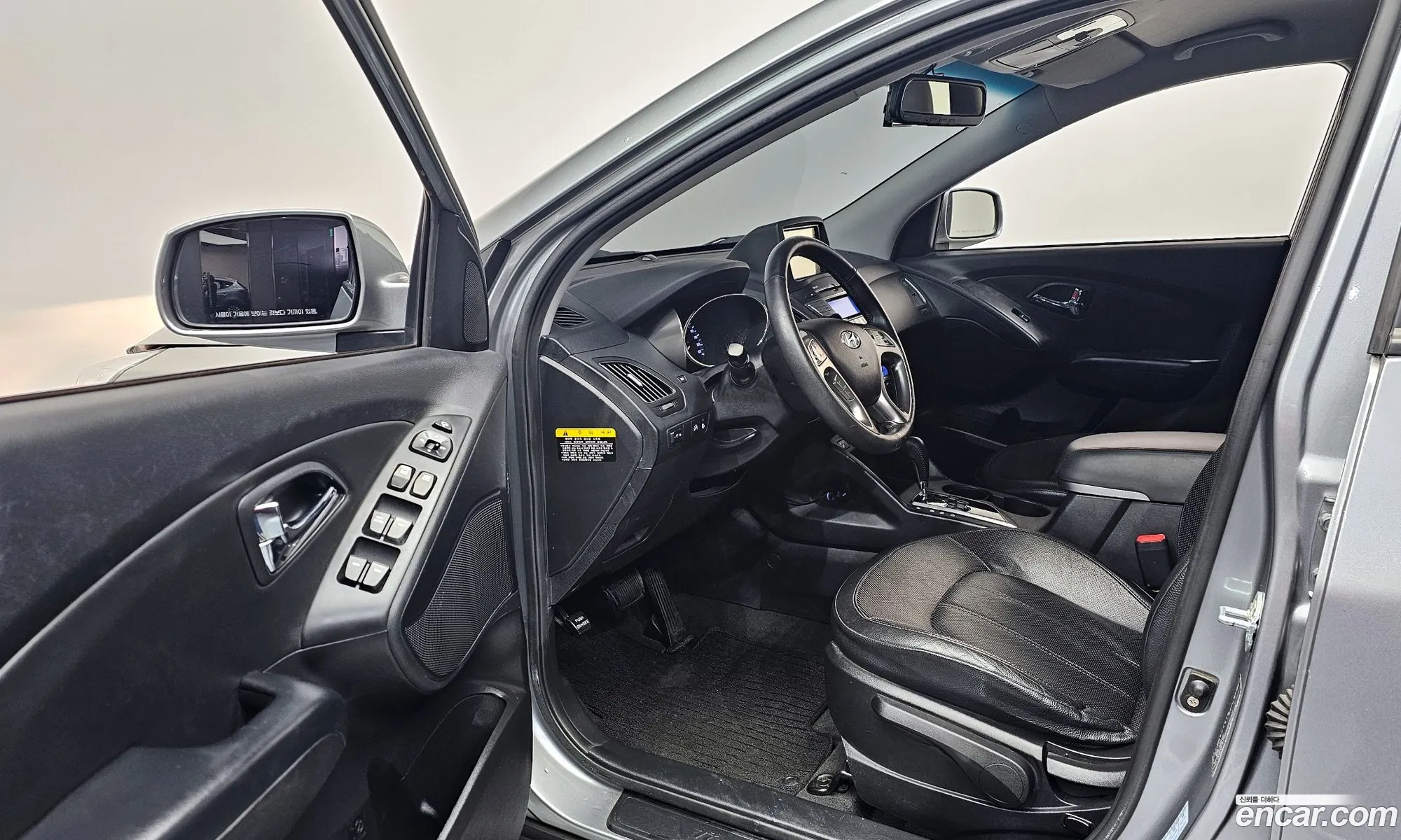 Hyundai Tucson ix 2011 — 12