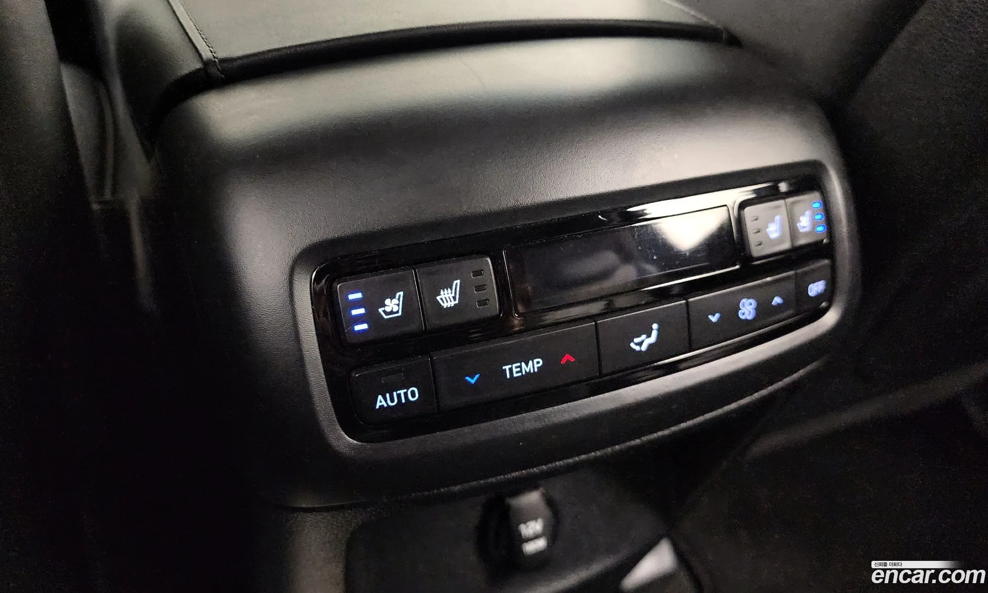 Hyundai Palisade 2019 KMHR281EBKU002878 — 17