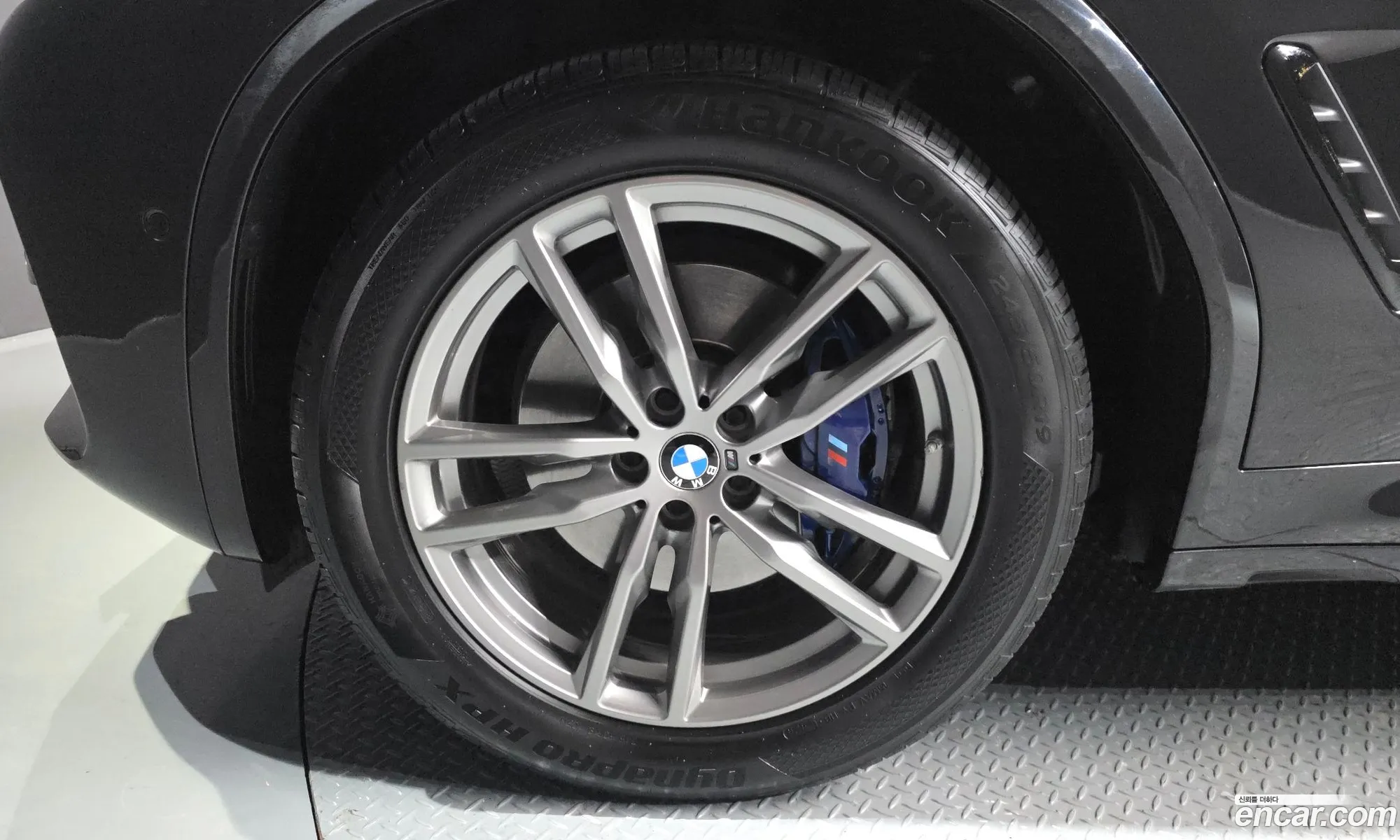 BMW X3 2019 WBAUZ3109KLT05177 — 13