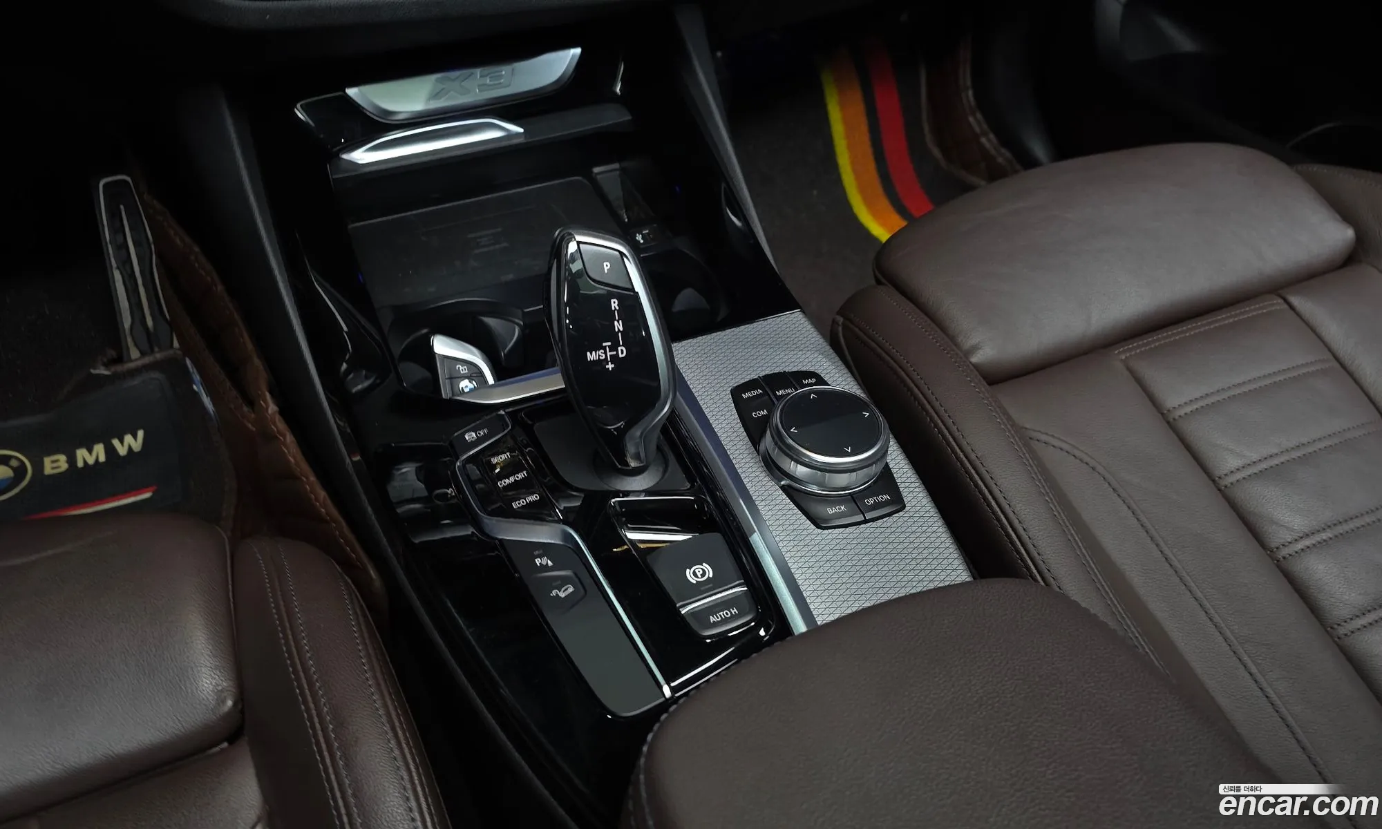 BMW X3 2019 WBAUZ3109KLT05177 — 7