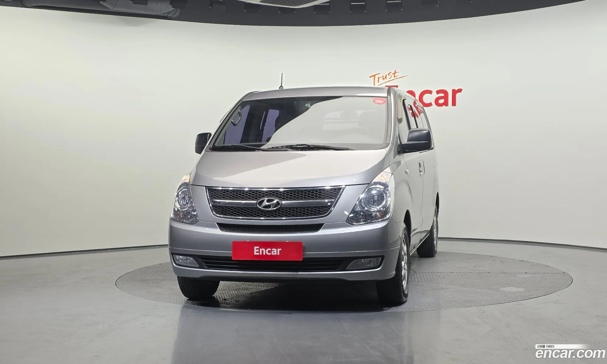 Hyundai Grand Starex 2012 — 2