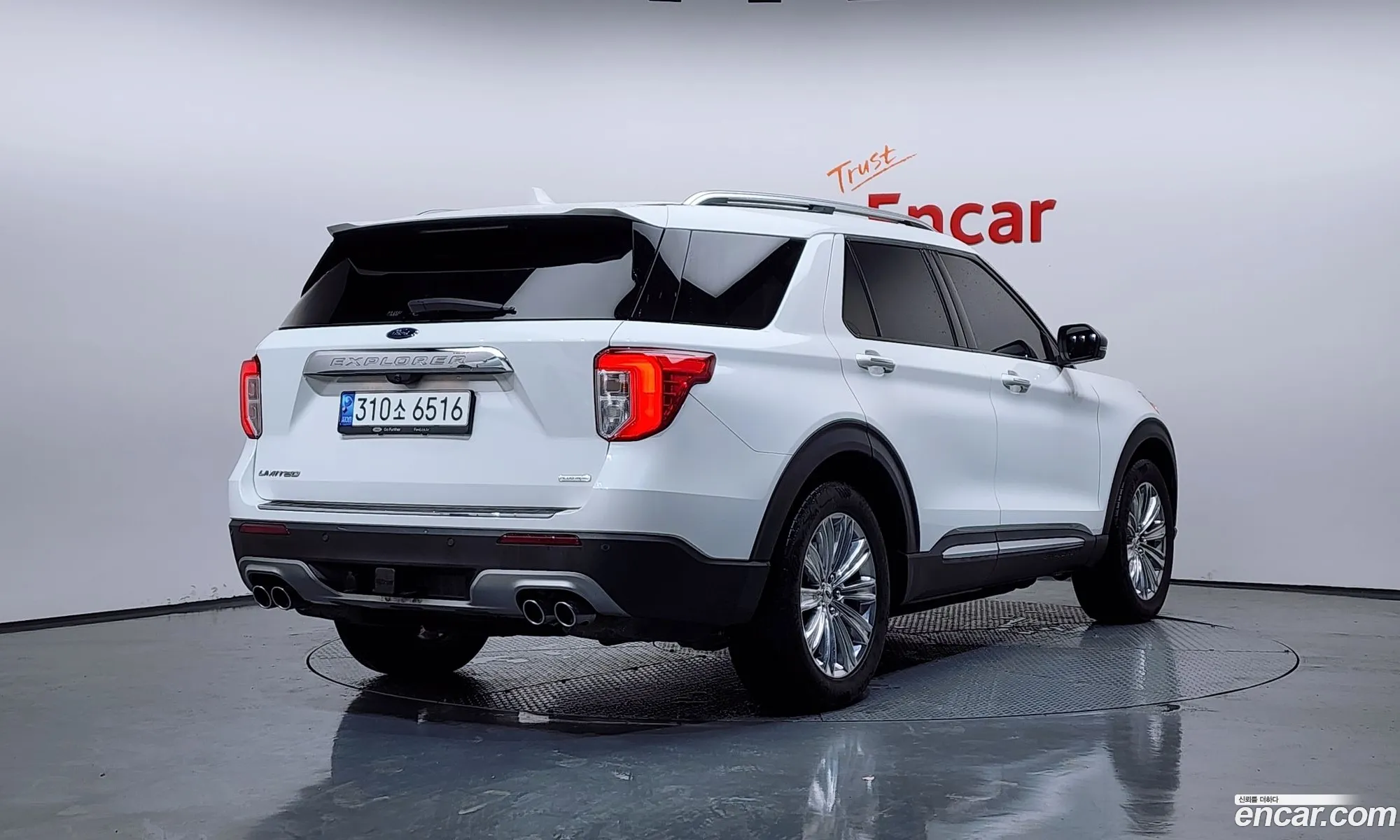 Ford Explorer 6th Gen 2020 1FM5K8FY8LGC11627 — 9