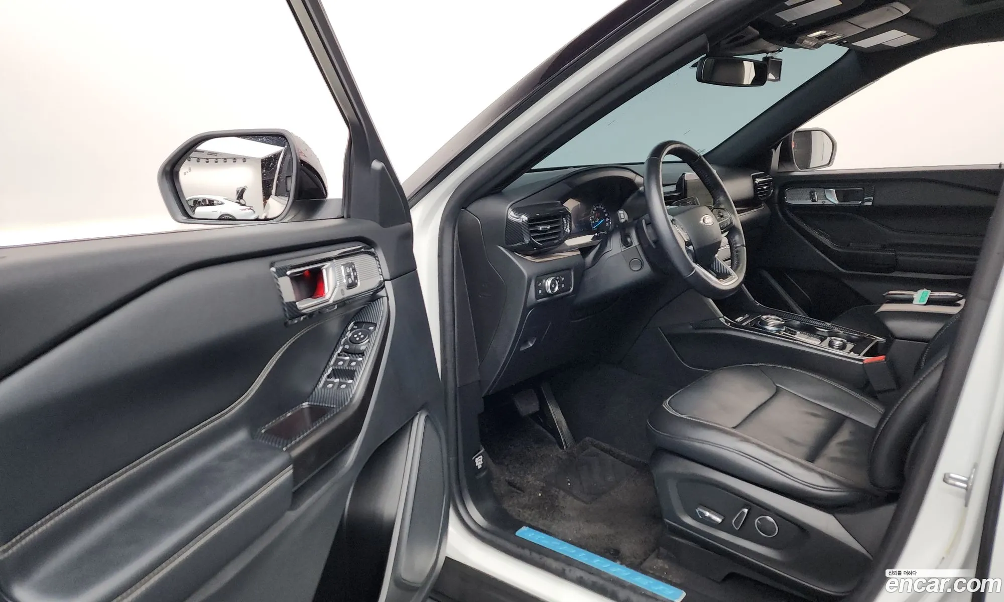 Ford Explorer 6th Gen 2020 1FM5K8FY8LGC11627 — 14