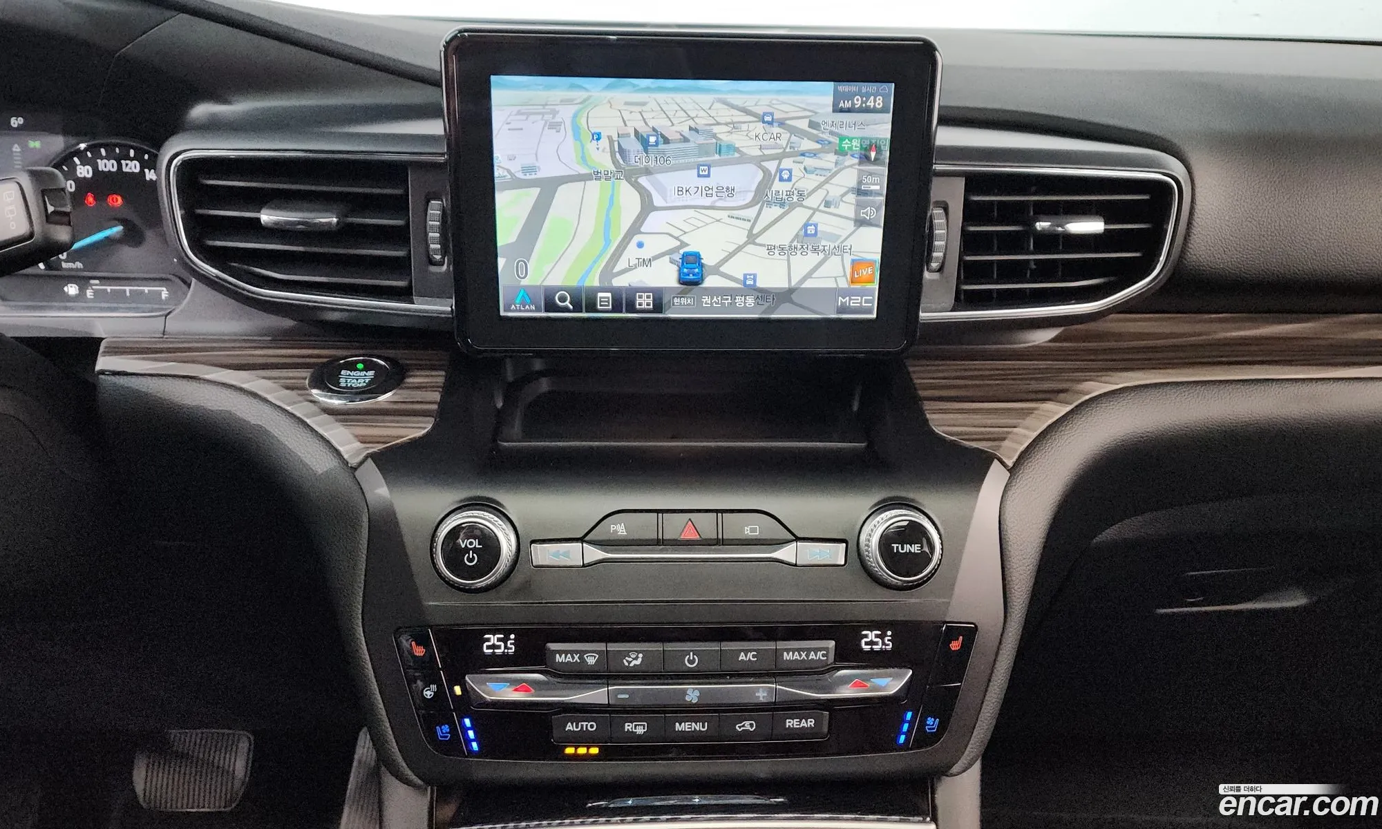 Ford Explorer 6th Gen 2020 1FM5K8FY8LGC11627 — 11