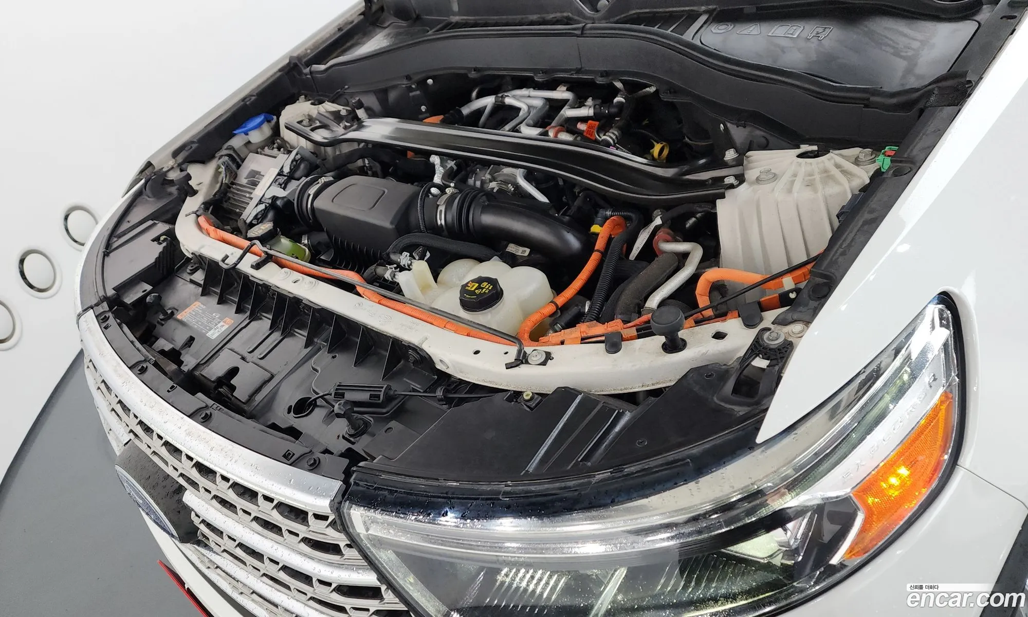 Ford Explorer 6th Gen 2020 1FM5K8FY8LGC11627 — 17