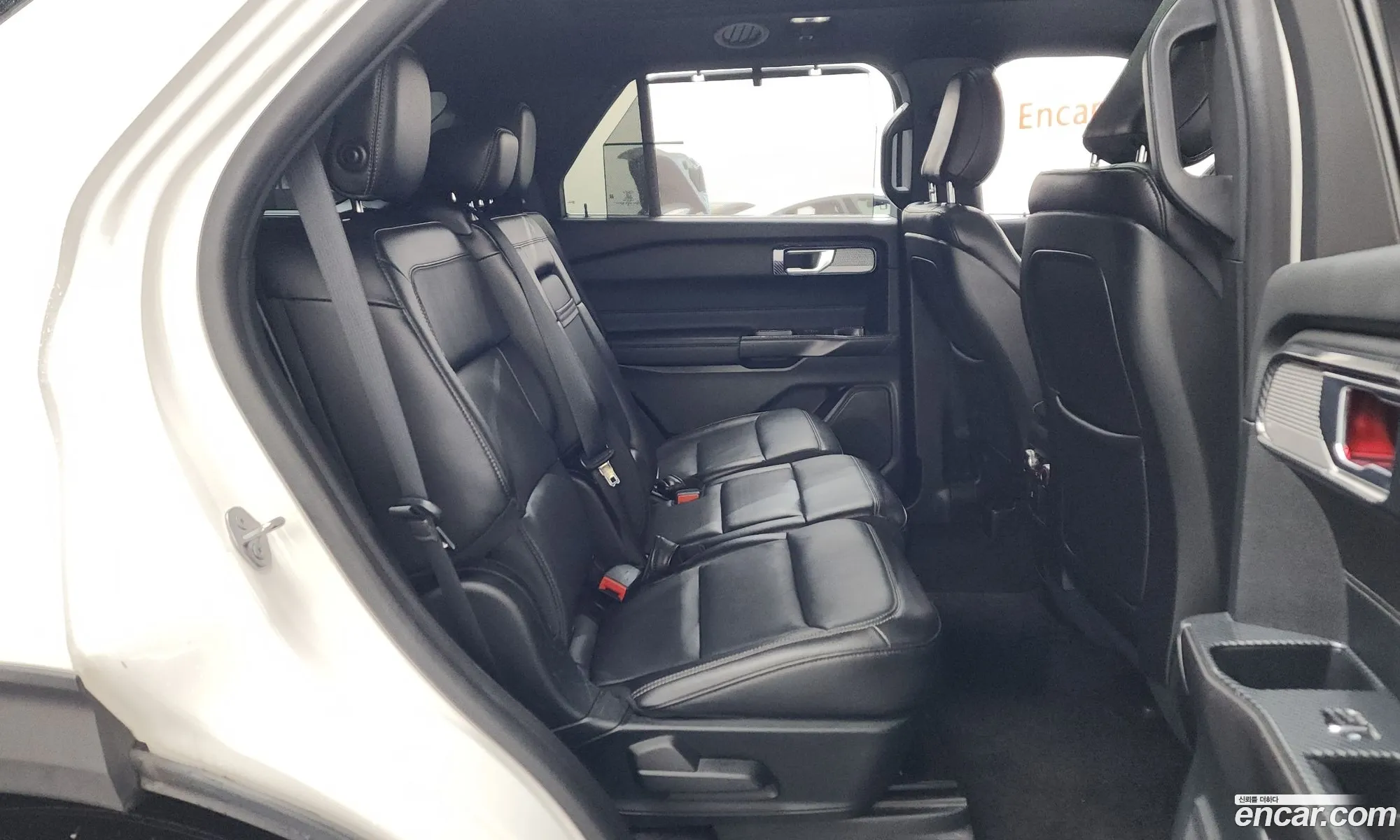 Ford Explorer 6th Gen 2020 1FM5K8FY8LGC11627 — 2
