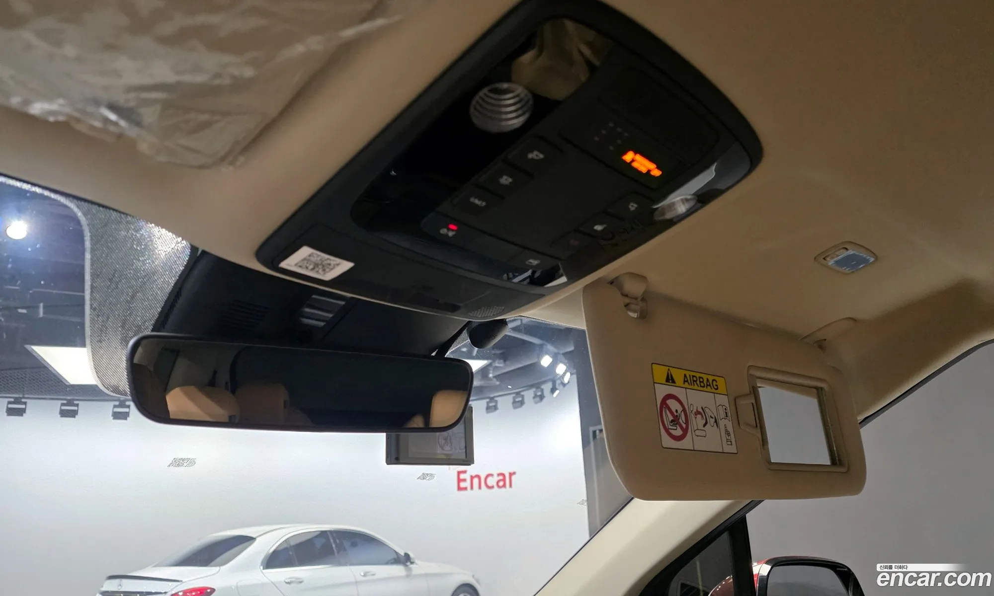 Kia Carnival 2021 KNANE81BBMS098756 — 3