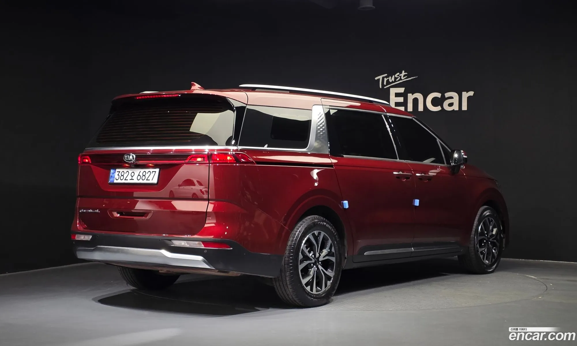 Kia Carnival 2021 KNANE81BBMS098756 — 6