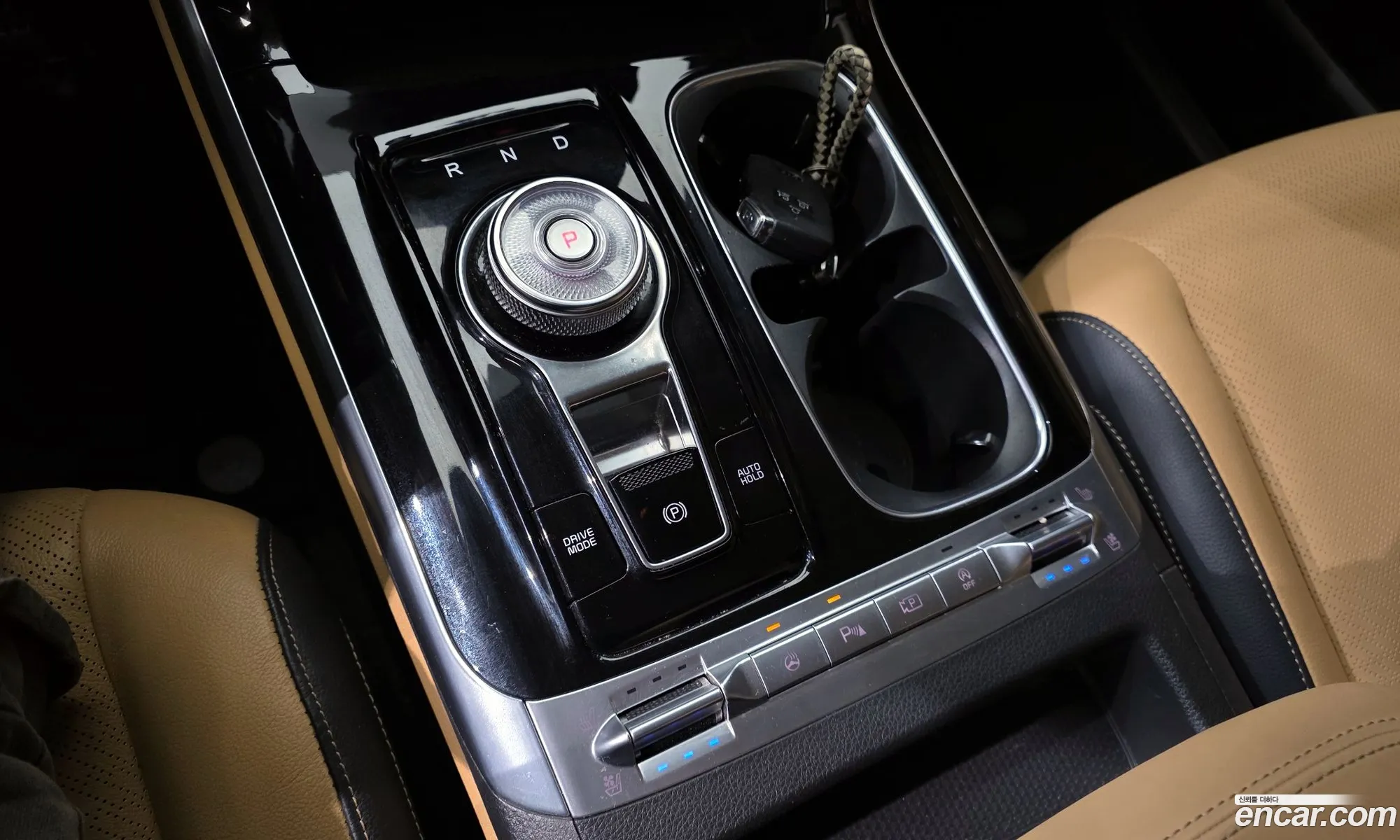 Kia Carnival 2021 KNANE81BBMS098756 — 4