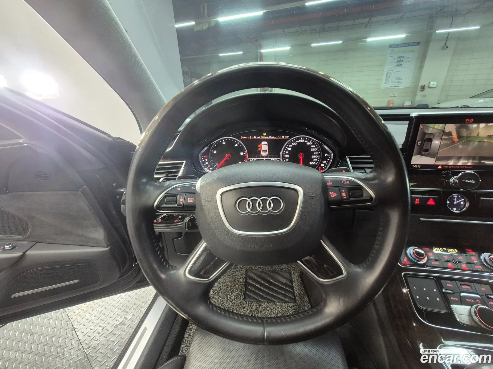Audi A8 2014 — 6