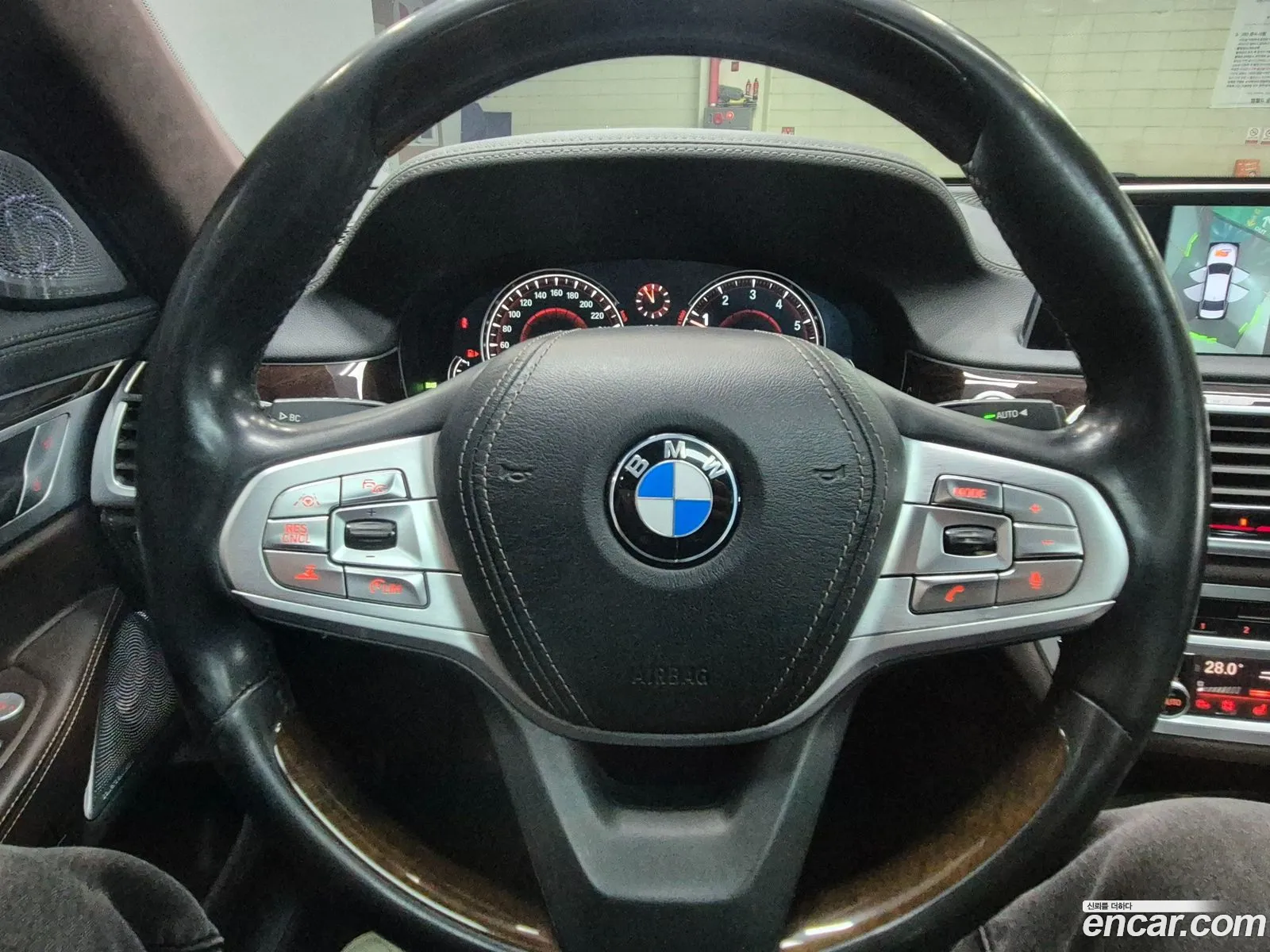 BMW 7 Series 2016 — 16