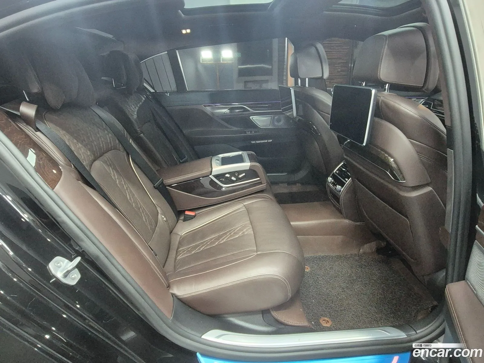 BMW 7 Series 2016 — 19