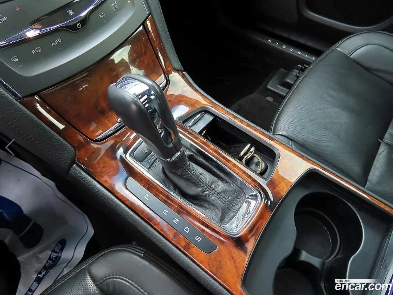 Lincoln MKS 2013 — 8
