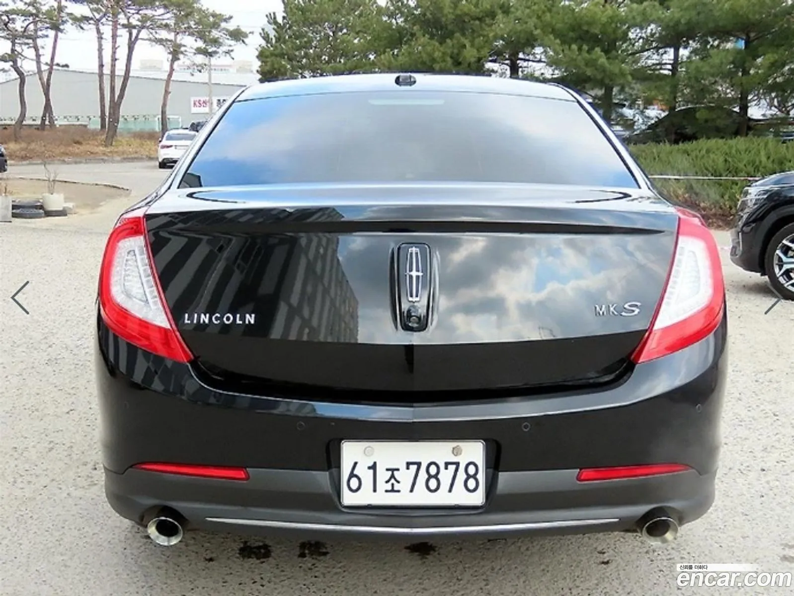 Lincoln MKS 2013 — 17