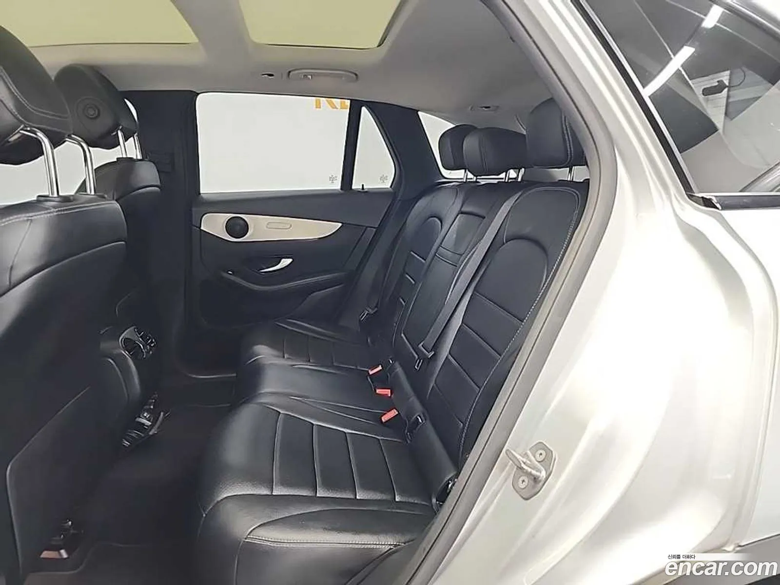 Mercedes-Benz GLC-Class X253 2018 — 16