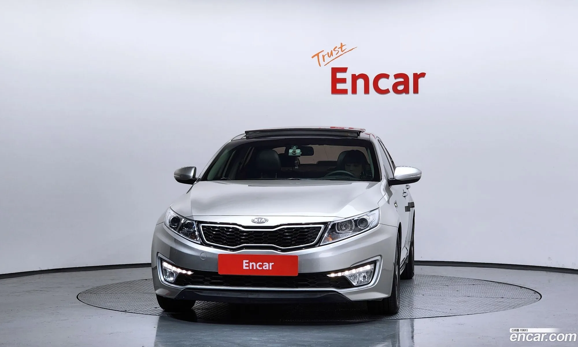 Kia K5 Hybrid 2011 — 19