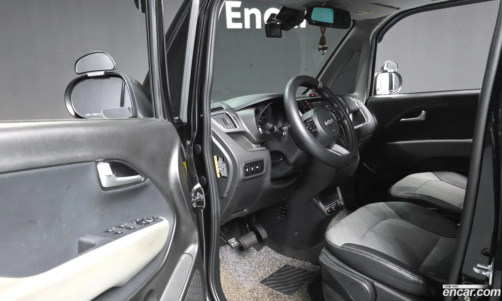 Kia Ray 2021 KNACJ811BNT287995 — 18