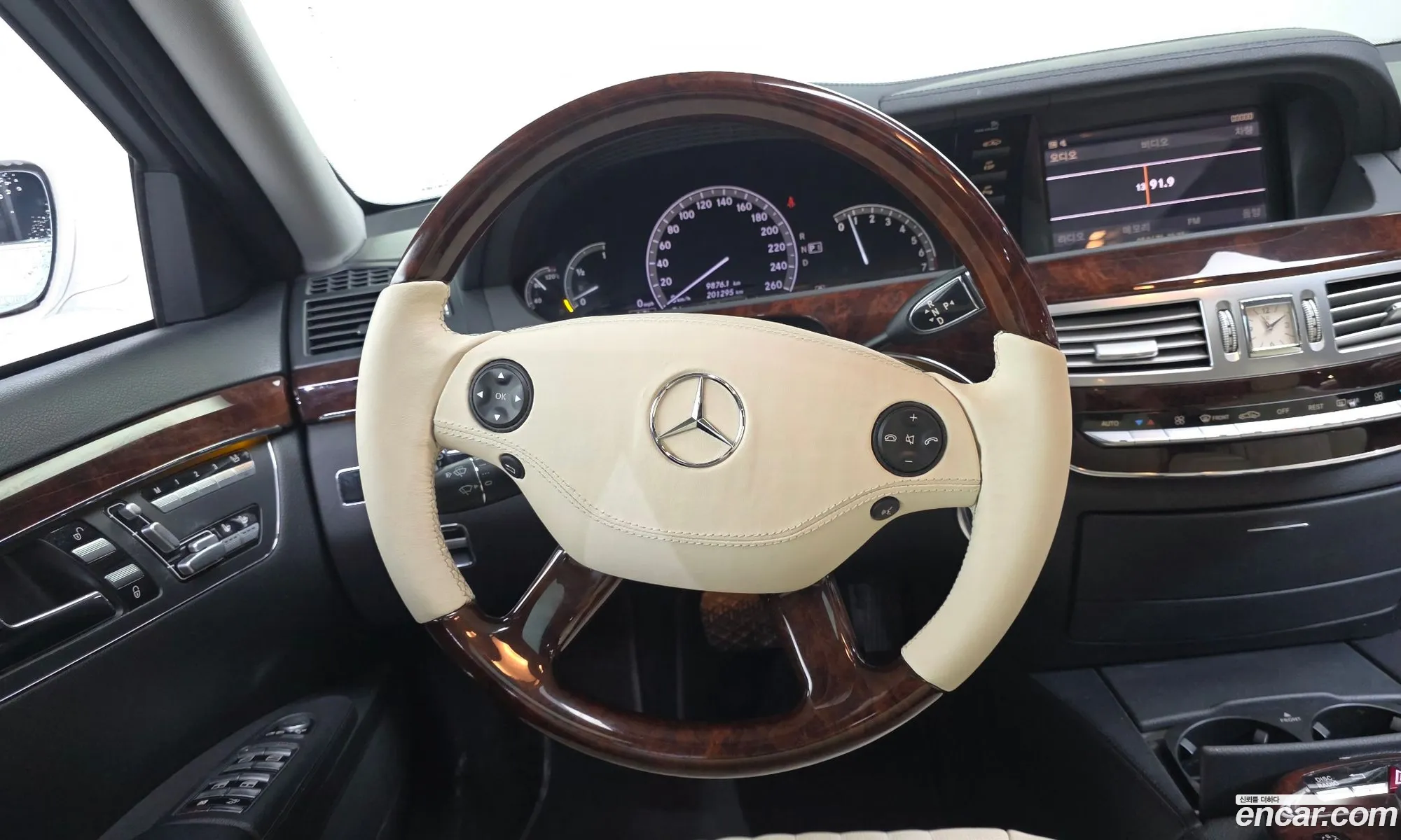 Mercedes-Benz S-Class W221 2007 — 7