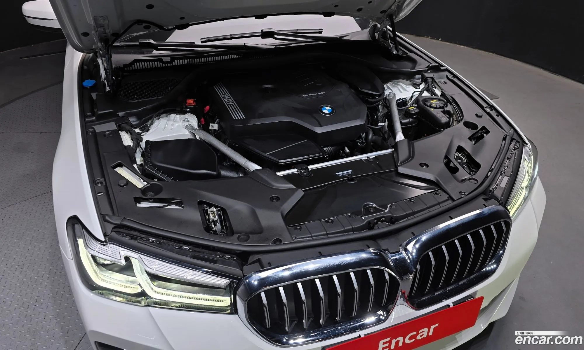BMW 5 Series 2022 — 5