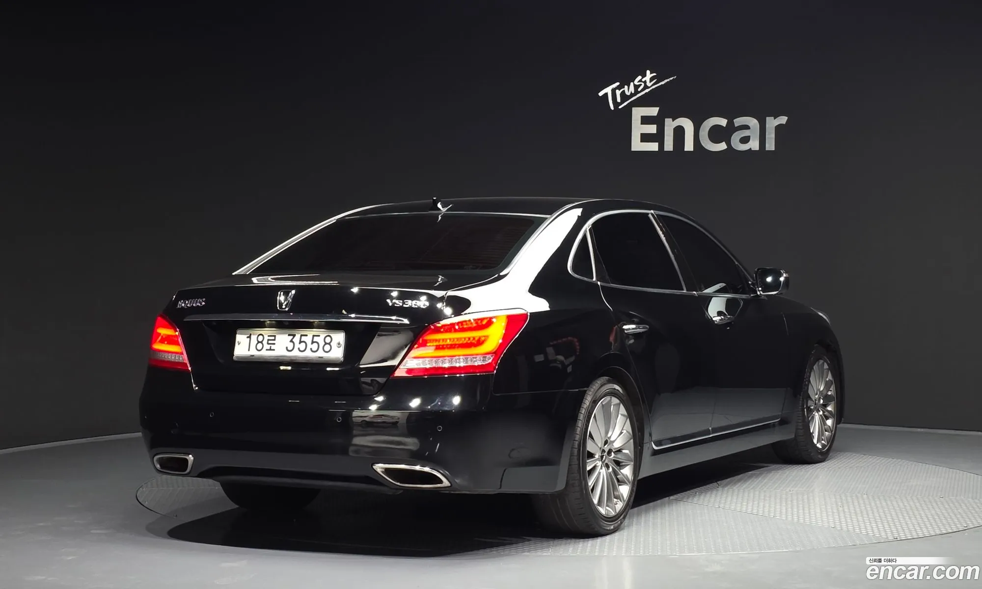 Hyundai Equus 2013 — 10