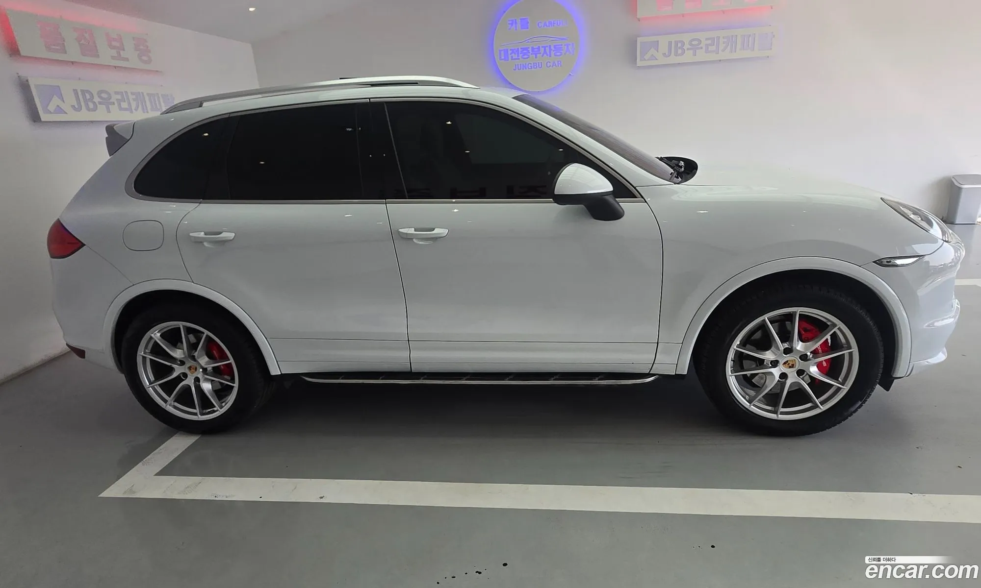 Porsche Cayenne 2014 — 18