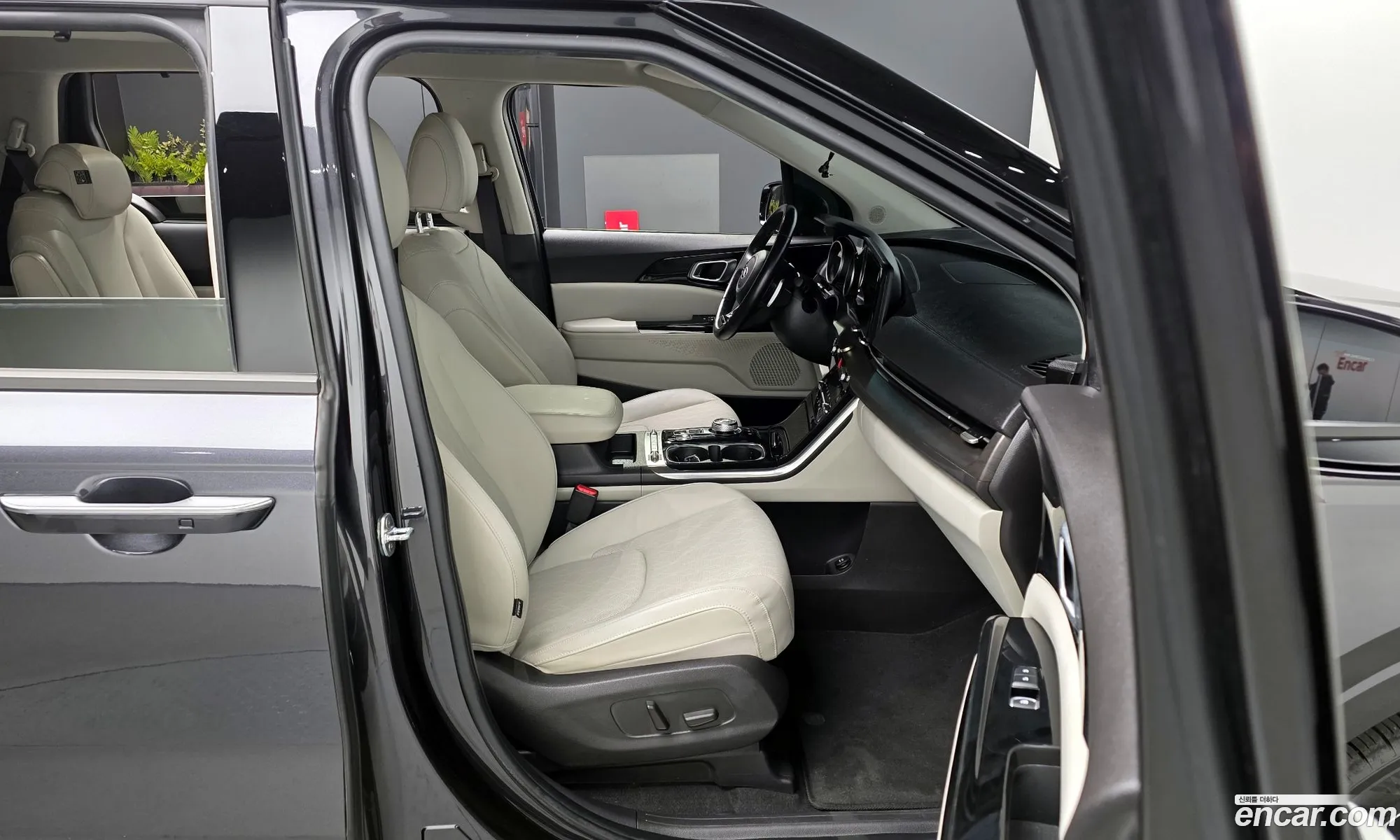 Kia Carnival 2021 KNANC81BBMS034303 — 18