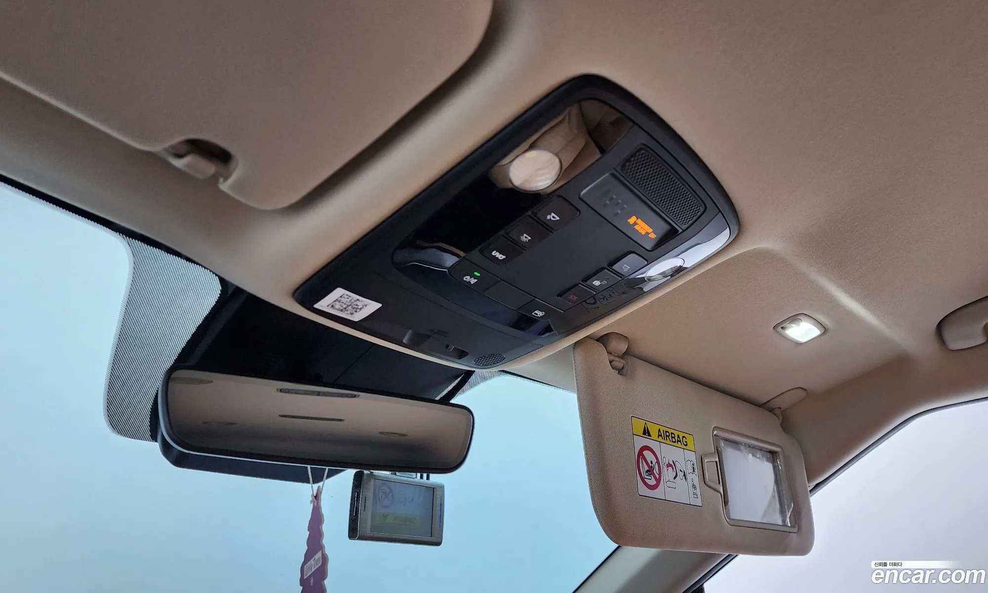 Kia Carnival 2021 KNANC81BBMS070090 — 12