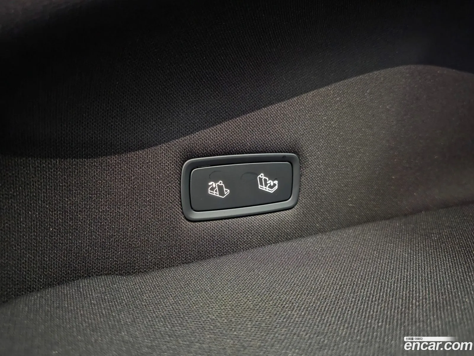 Tesla Model Y 2026 — 2