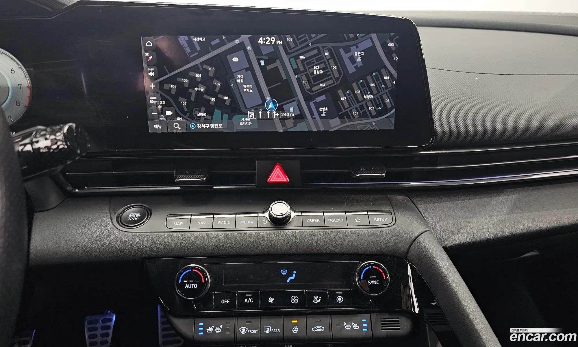 Hyundai Elantra 2021 — 3