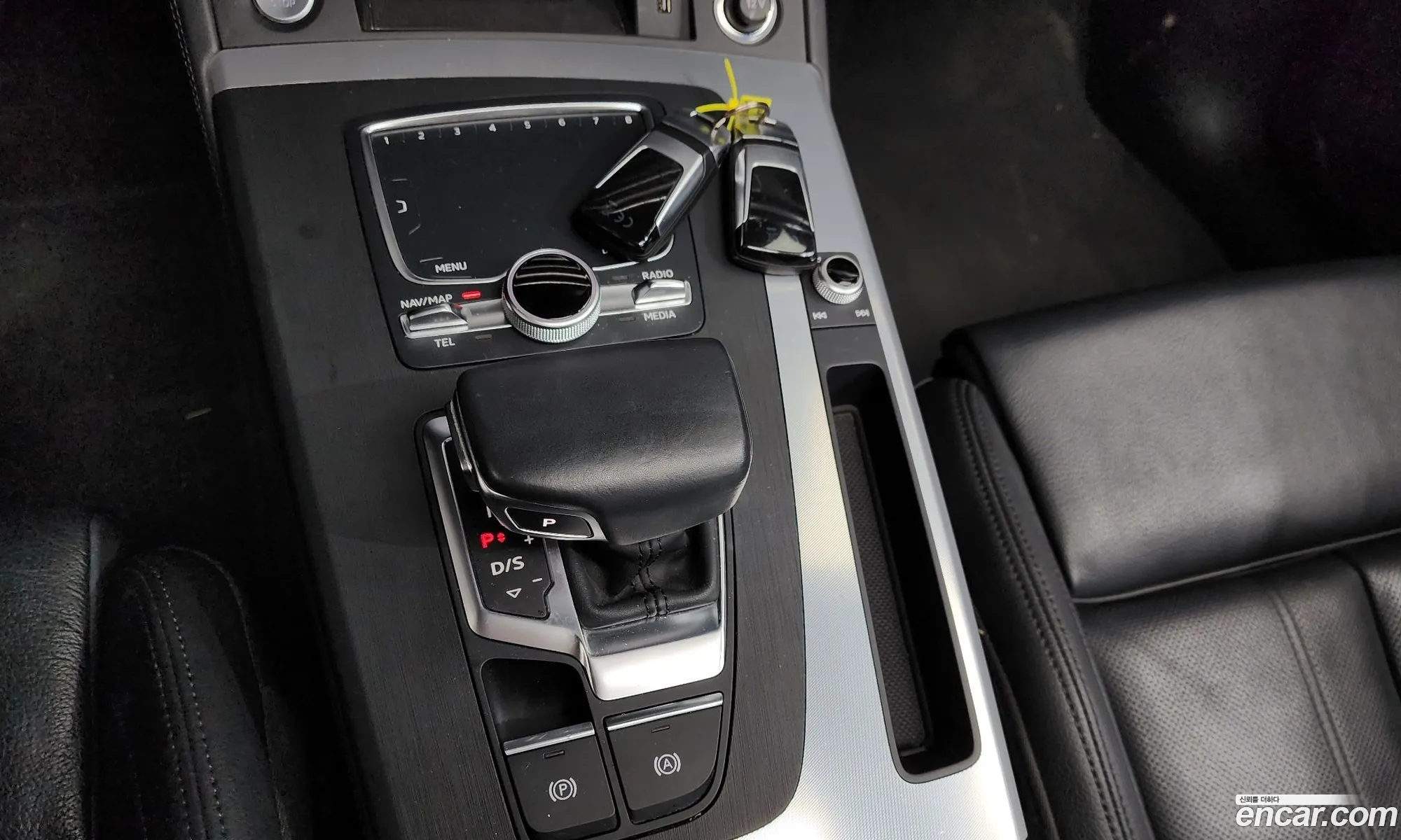 Audi Q5 2020 WAUZZZFY — 12