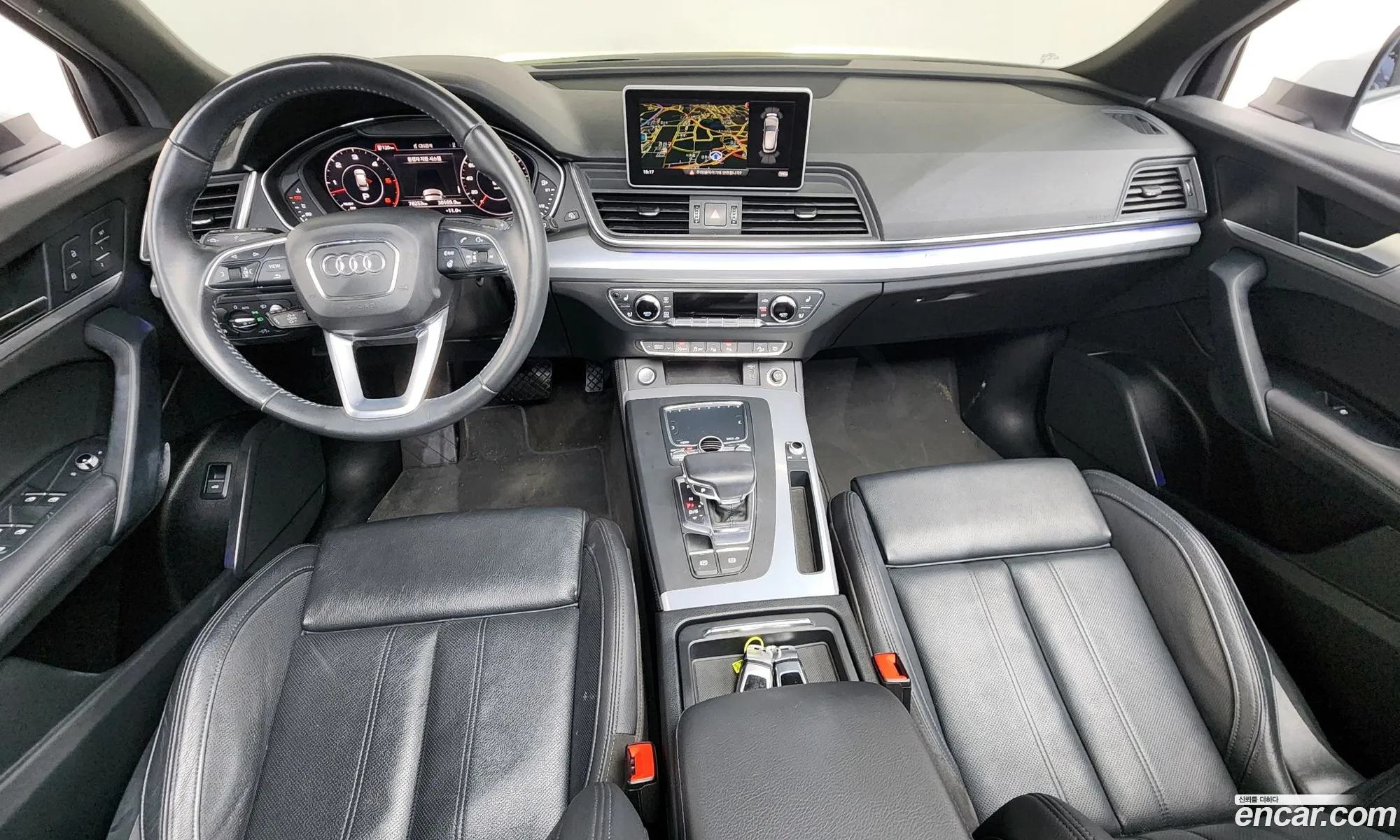 Audi Q5 2020 WAUZZZFY — 7