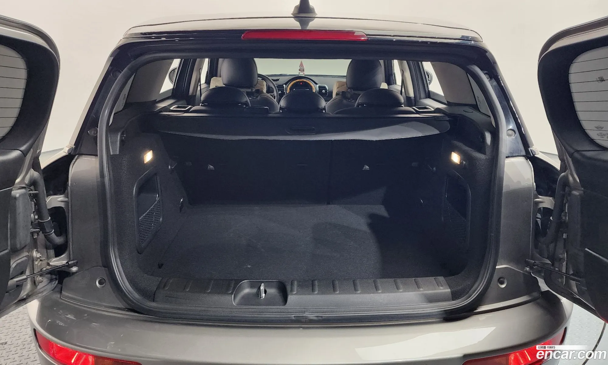 Mini Cooper Clubman 2019 — 19