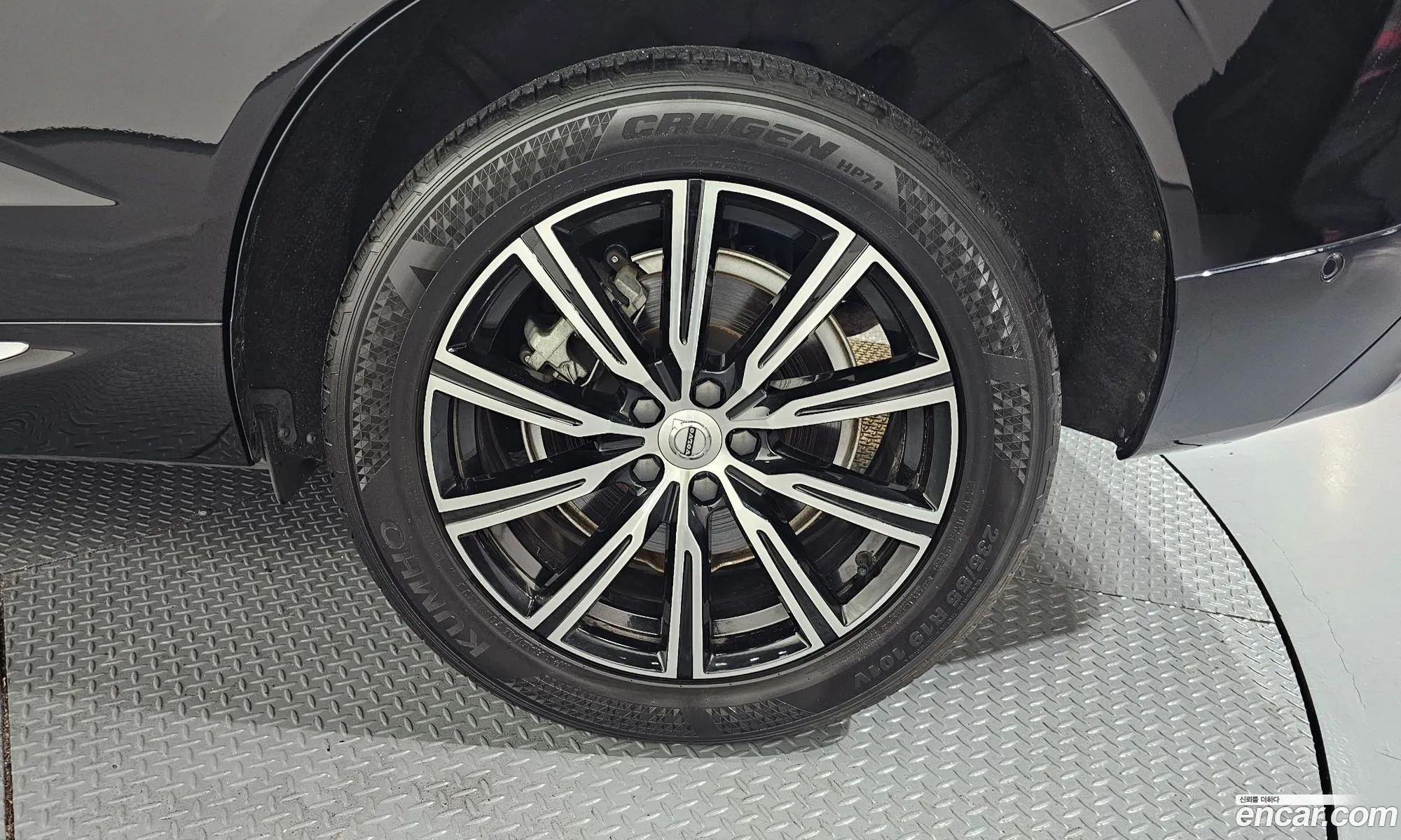 Volvo XC60 2021 — 8