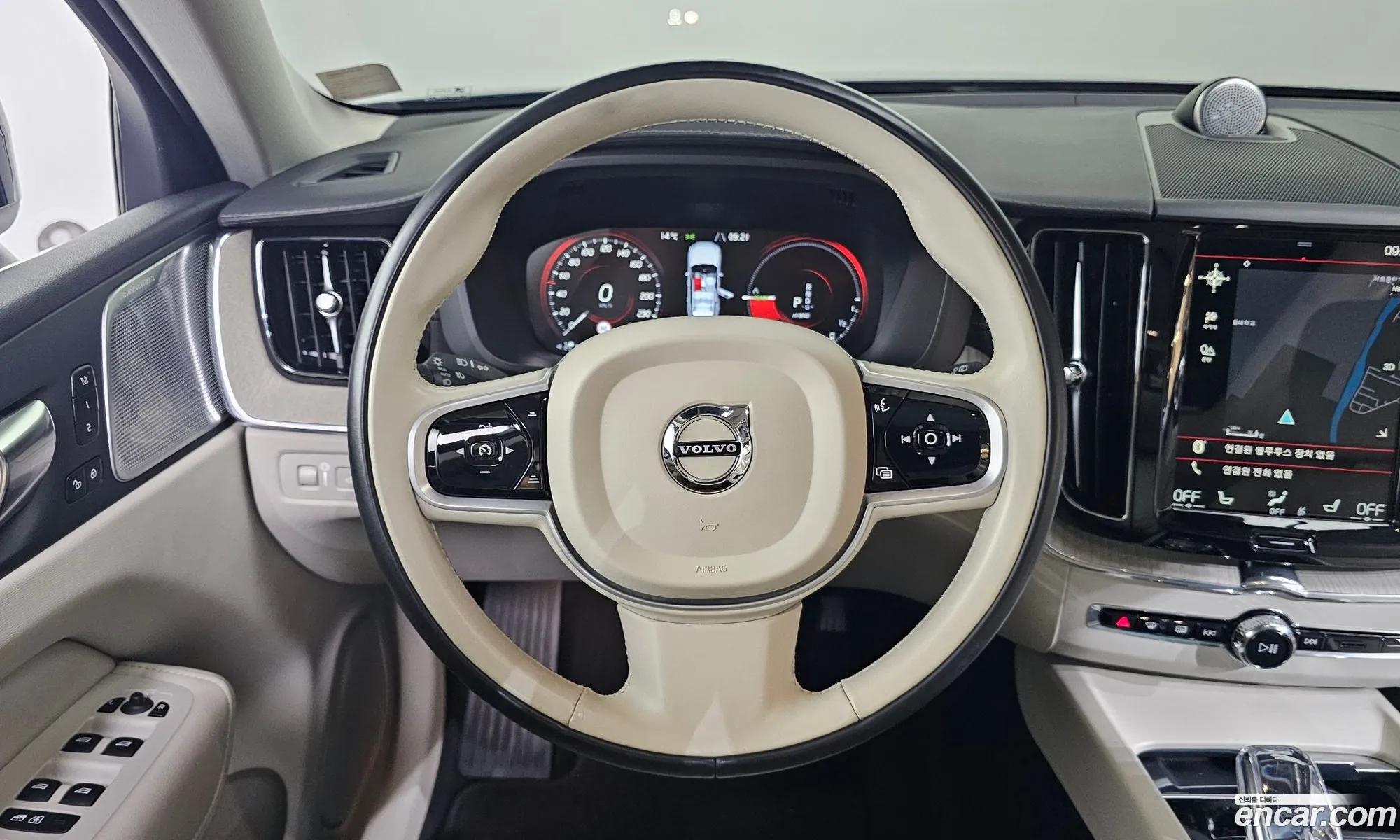 Volvo XC60 2021 — 12