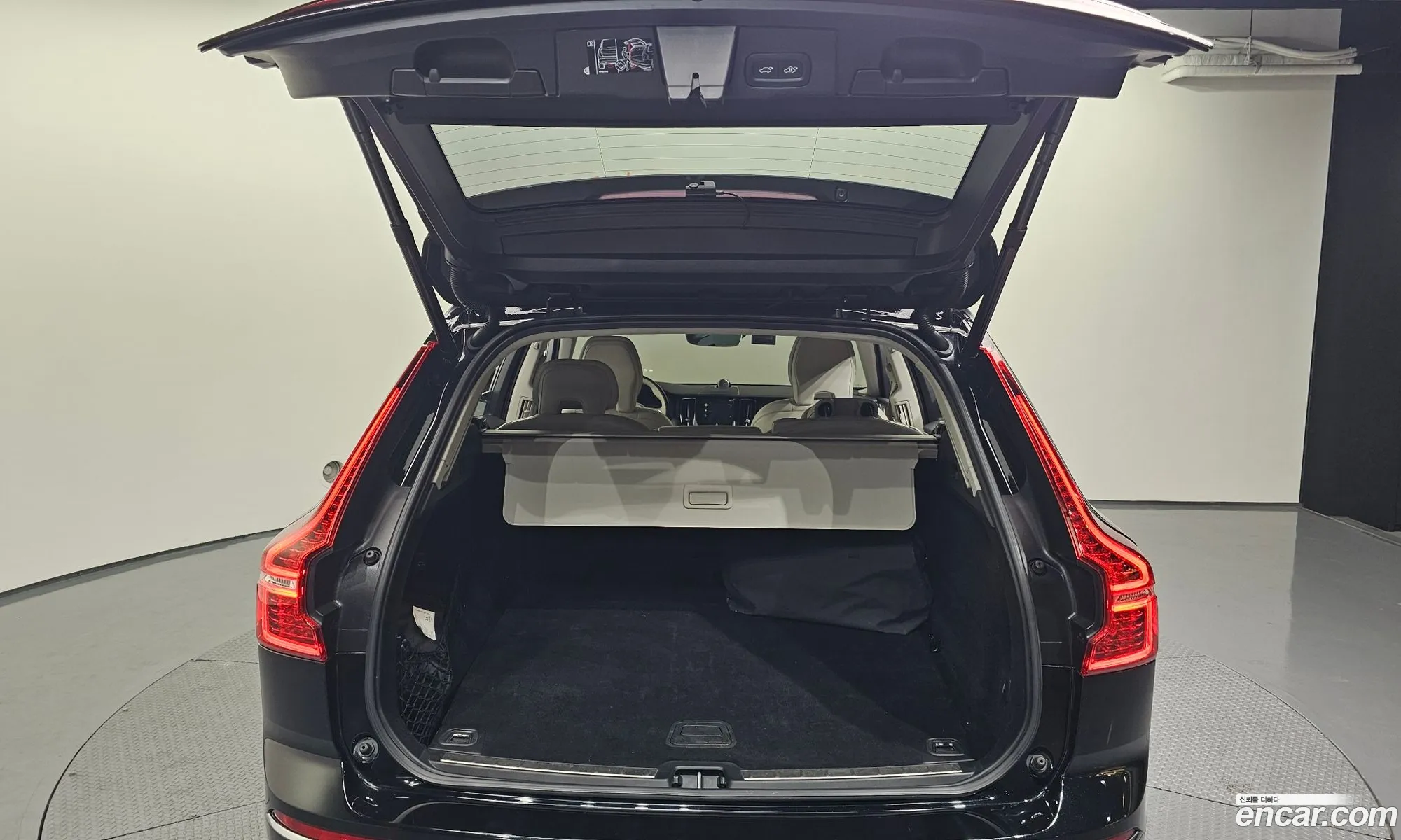 Volvo XC60 2021 — 14