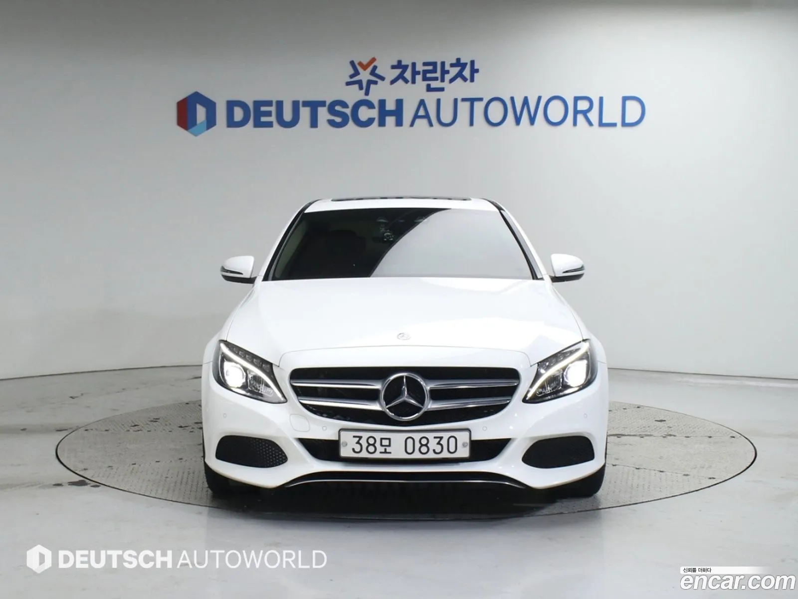 Mercedes-Benz C-Class W205 2016 — 18