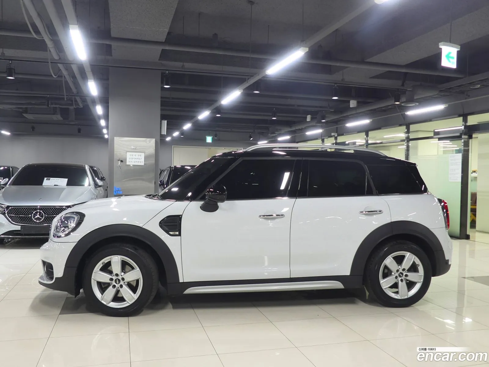 Mini Cooper Countryman 2019 — 3
