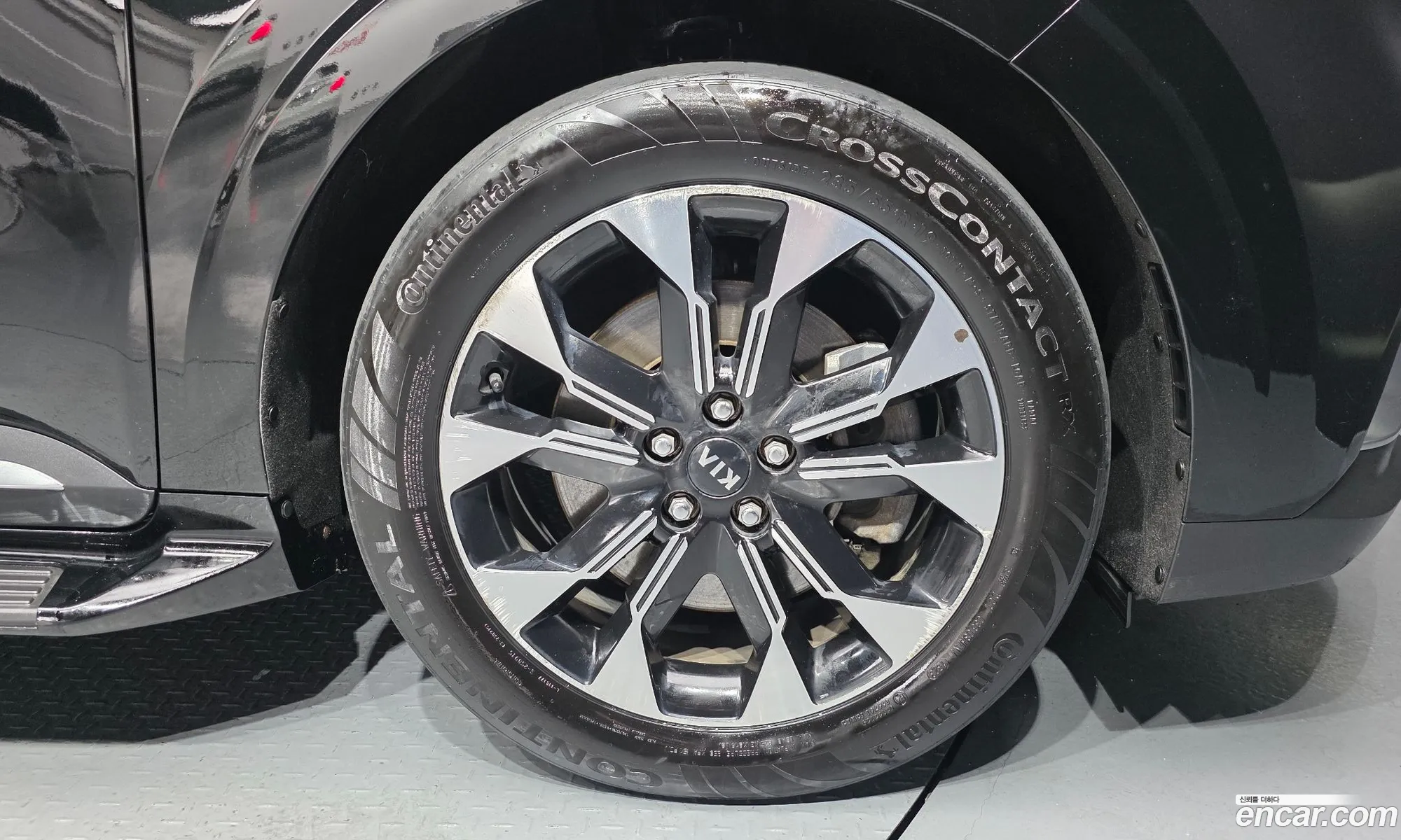 Kia Carnival 2020 KNANE81BBMS017837 — 18