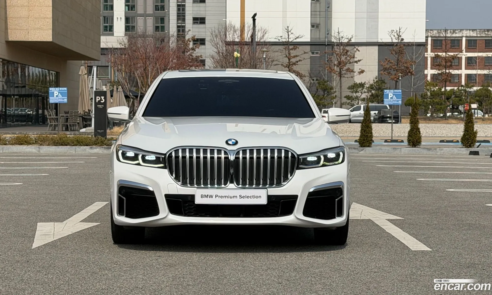 BMW 7 Series 2021 — 11