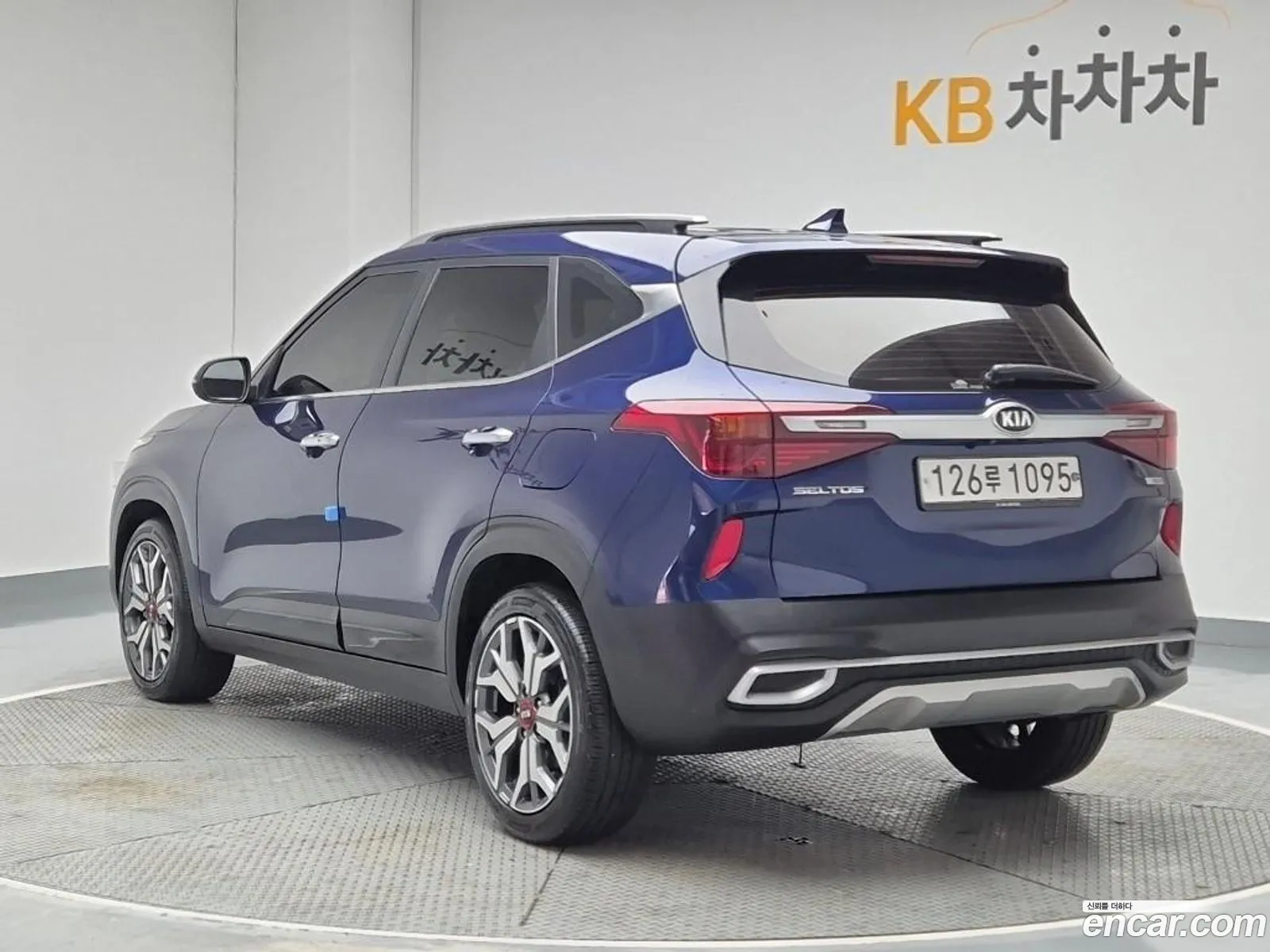 Kia Seltos 2020 — 17