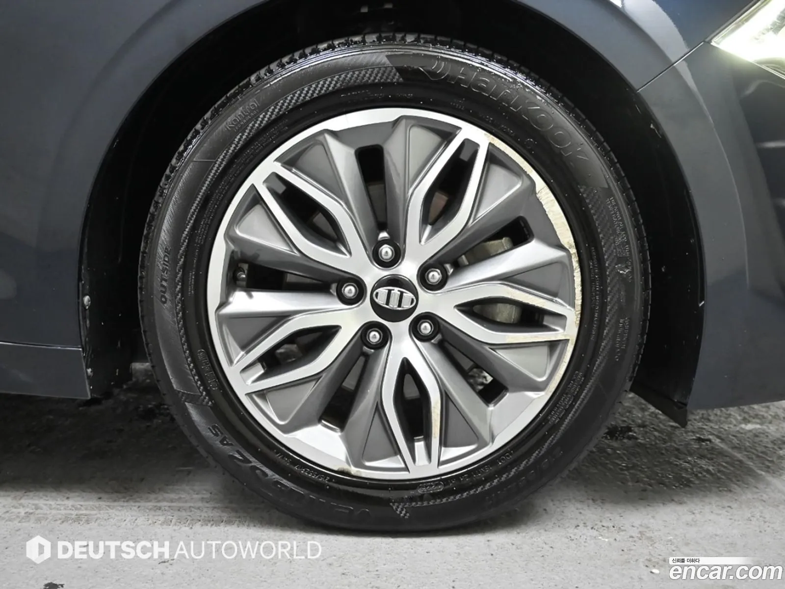 Kia K5 Hybrid 2020 — 12